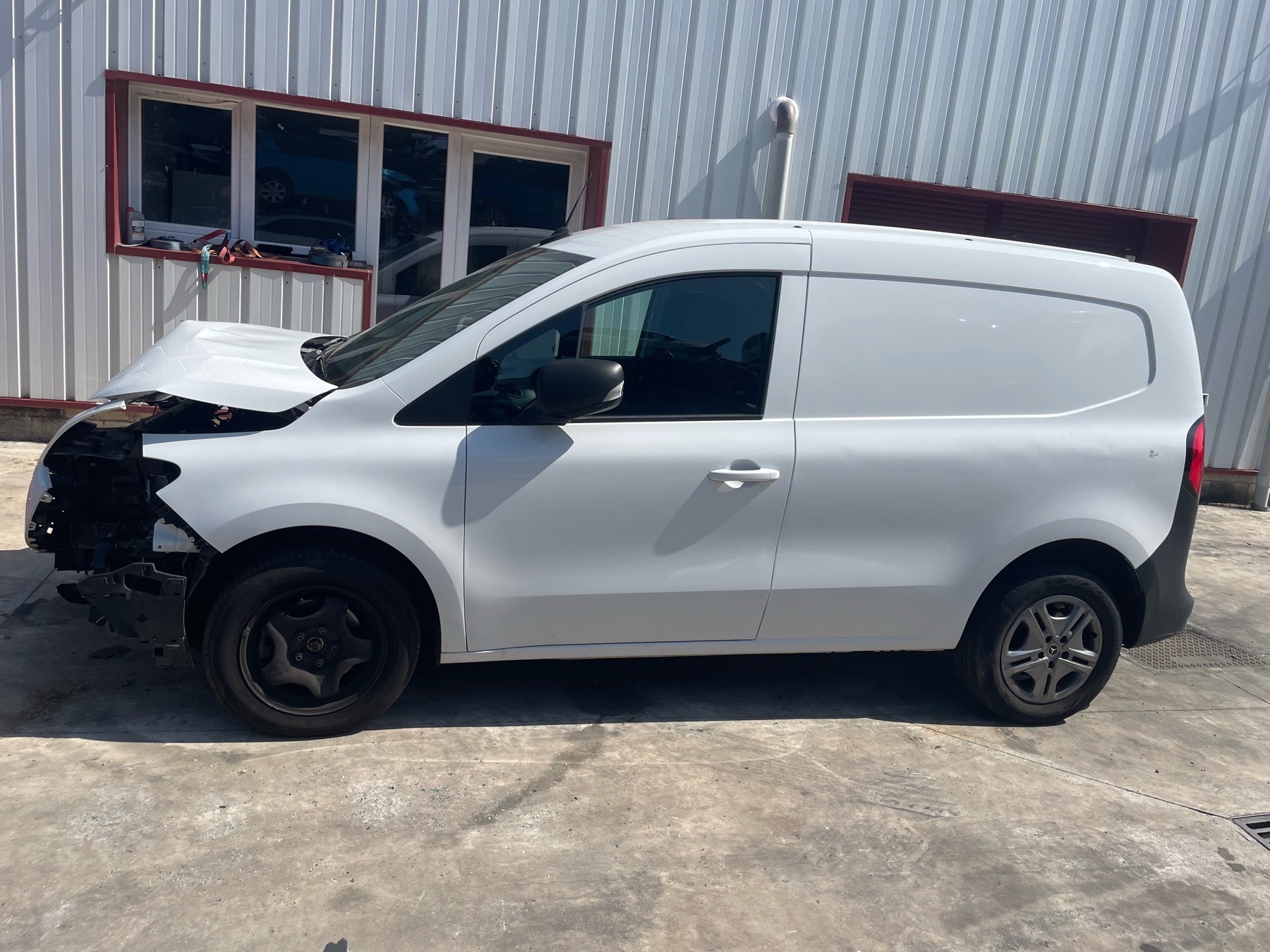 Image MERCEDES CITAN 3 420