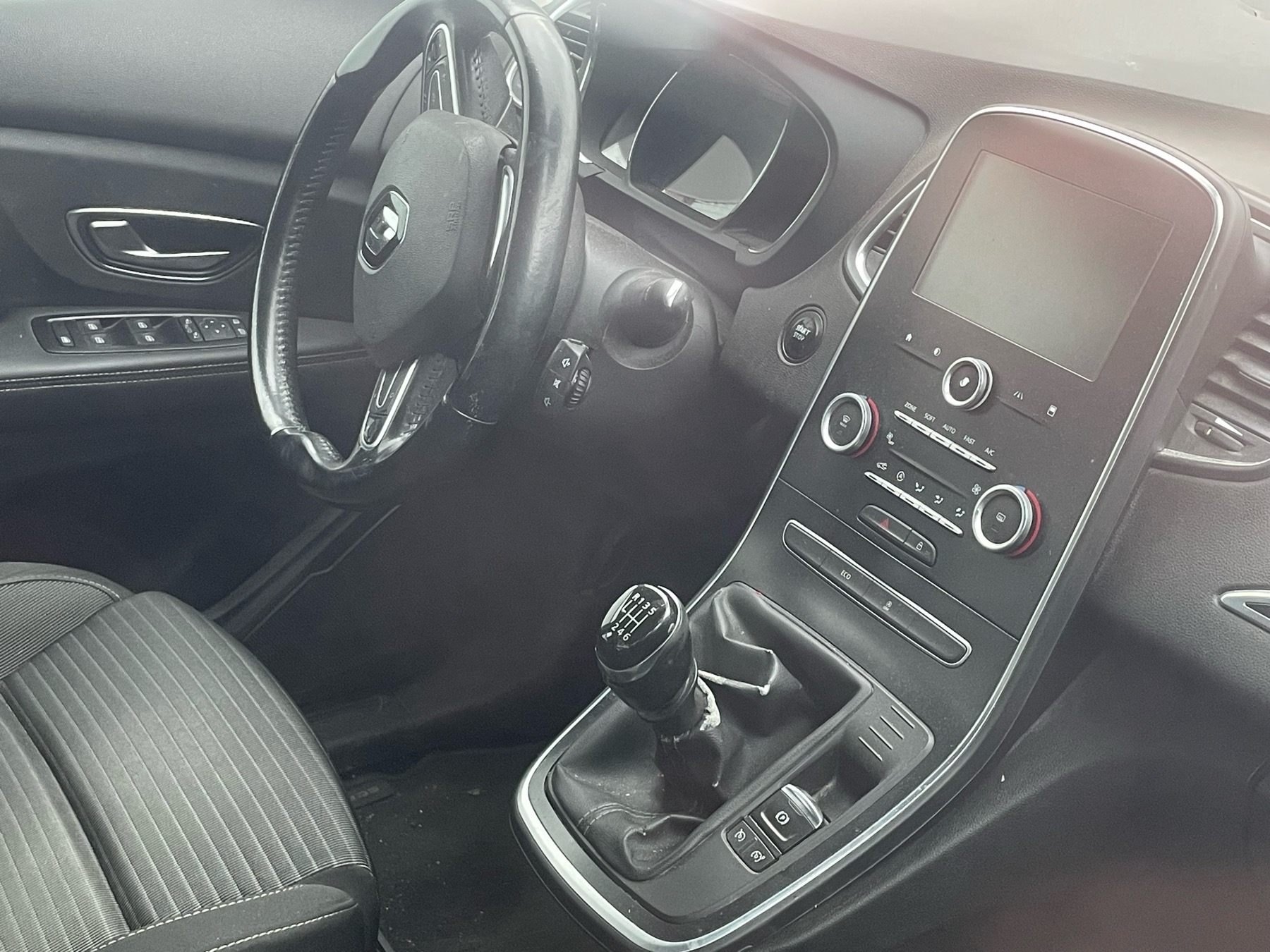 Image RENAULT SCENIC 4
