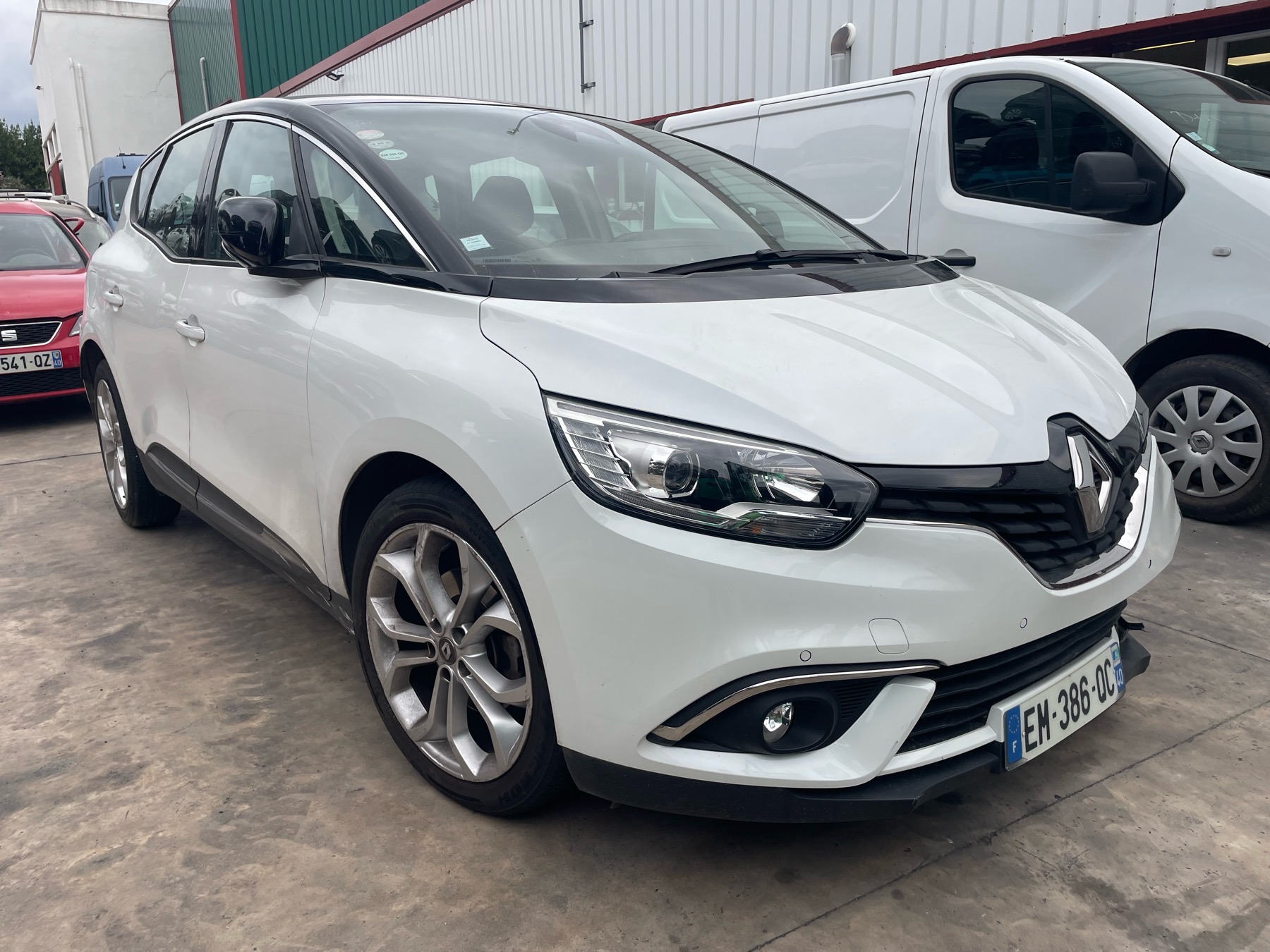 Image RENAULT SCENIC 4