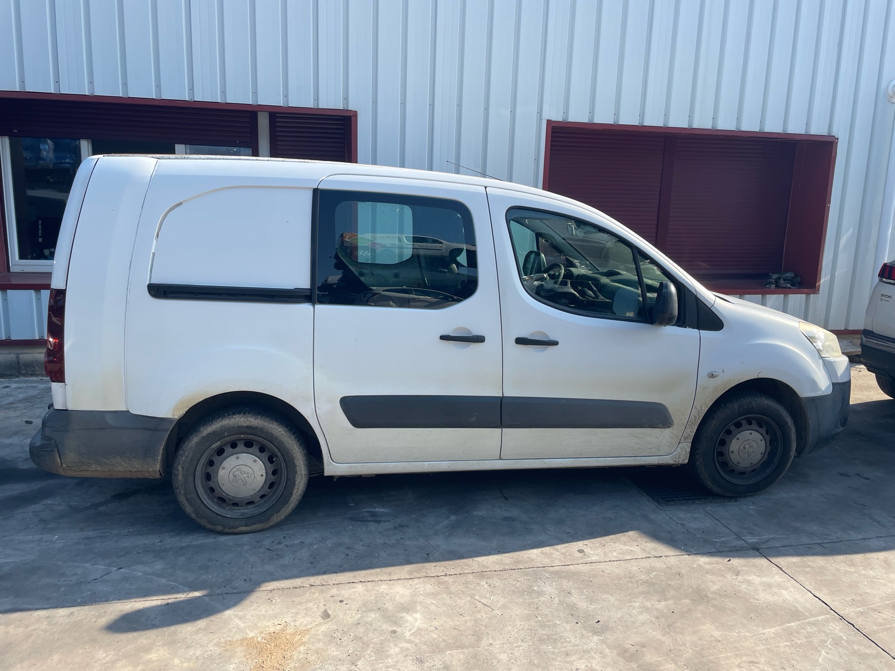 Image PEUGEOT PARTNER 2