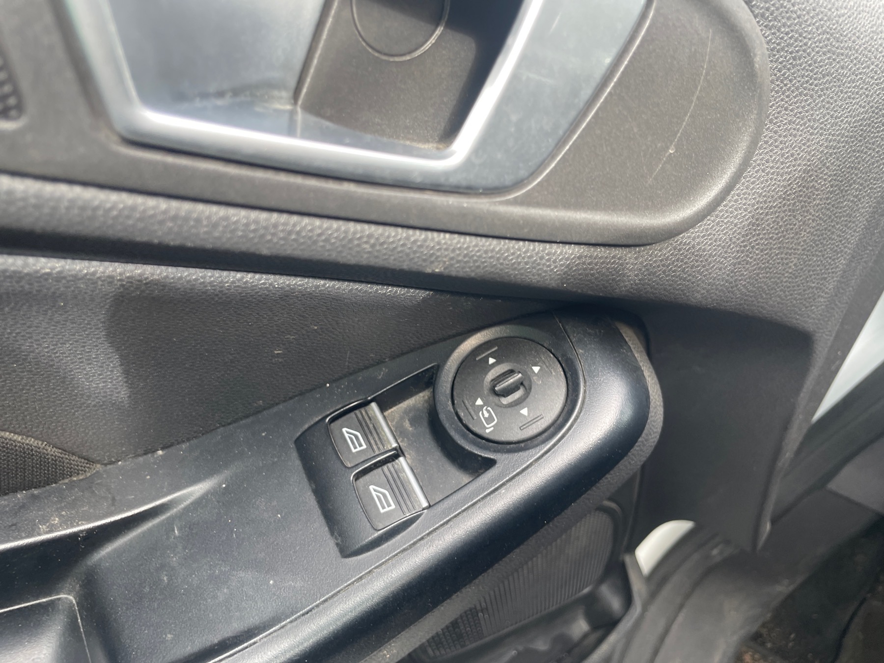 Image FORD FIESTA 6