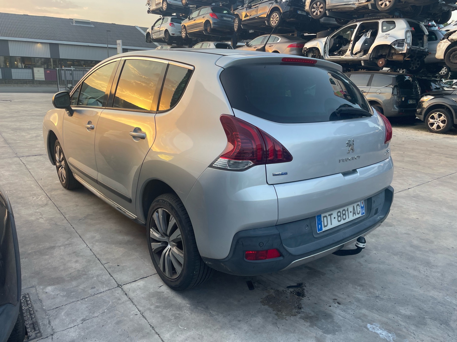 Image PEUGEOT 3008 1