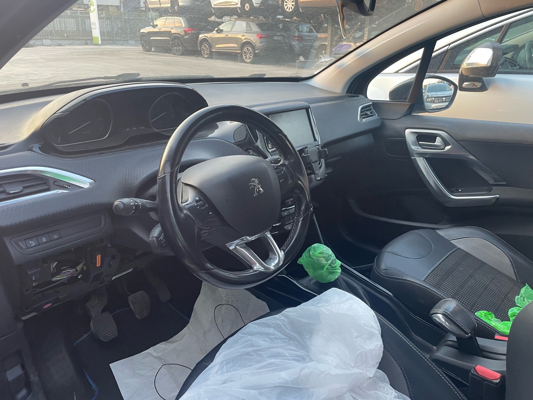 Image PEUGEOT 2008 1