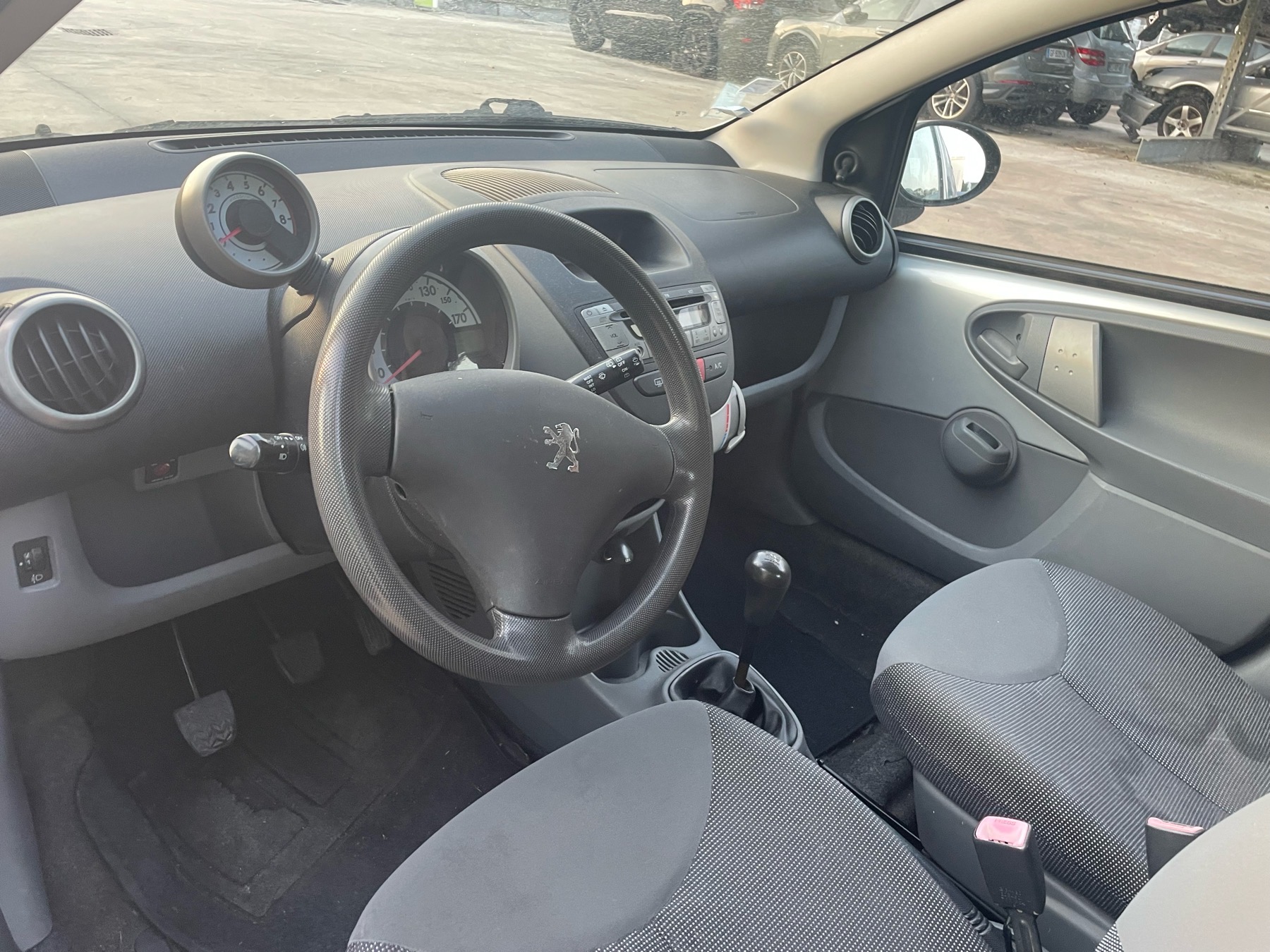 Image PEUGEOT 107