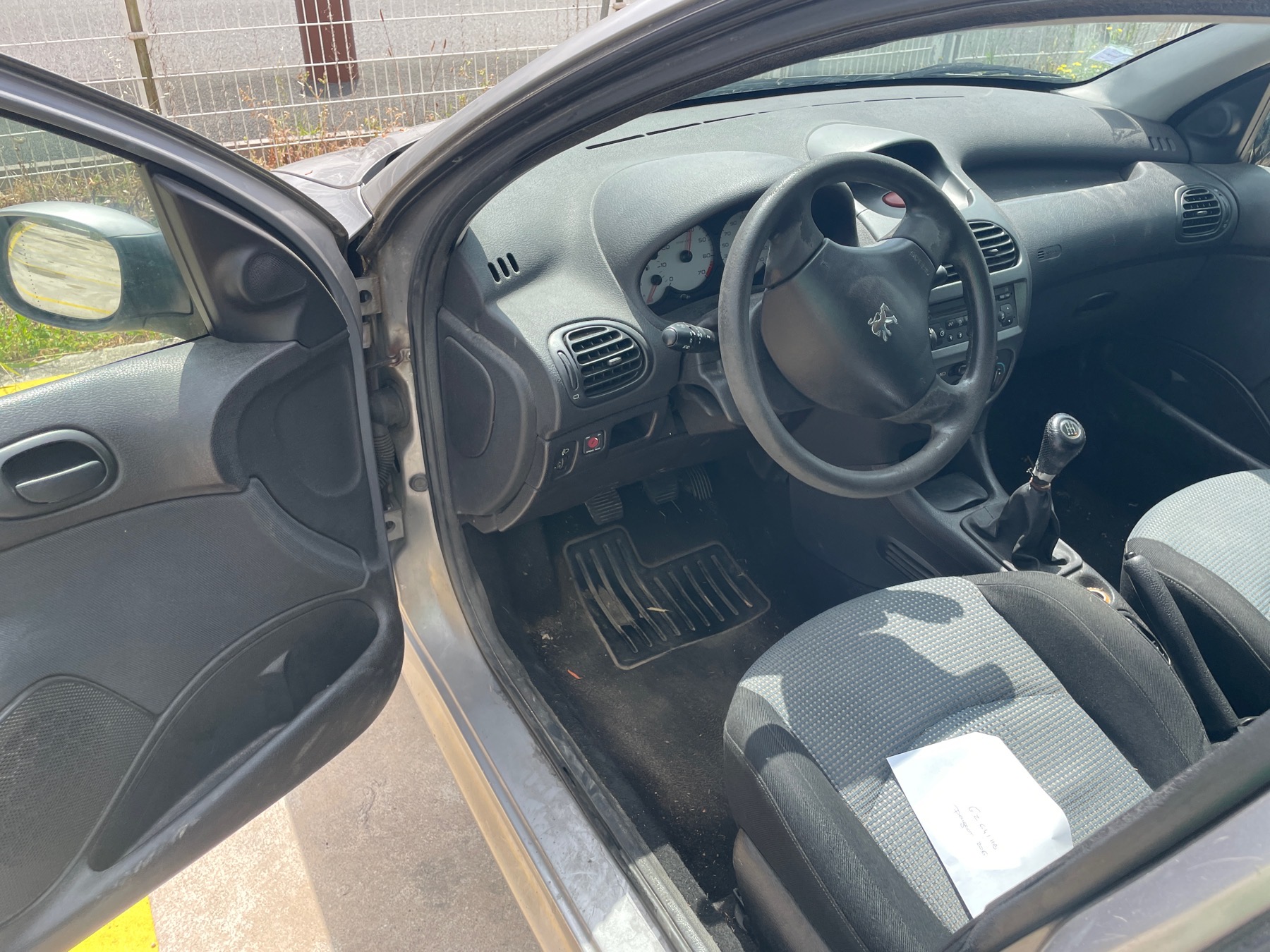 Image PEUGEOT 206