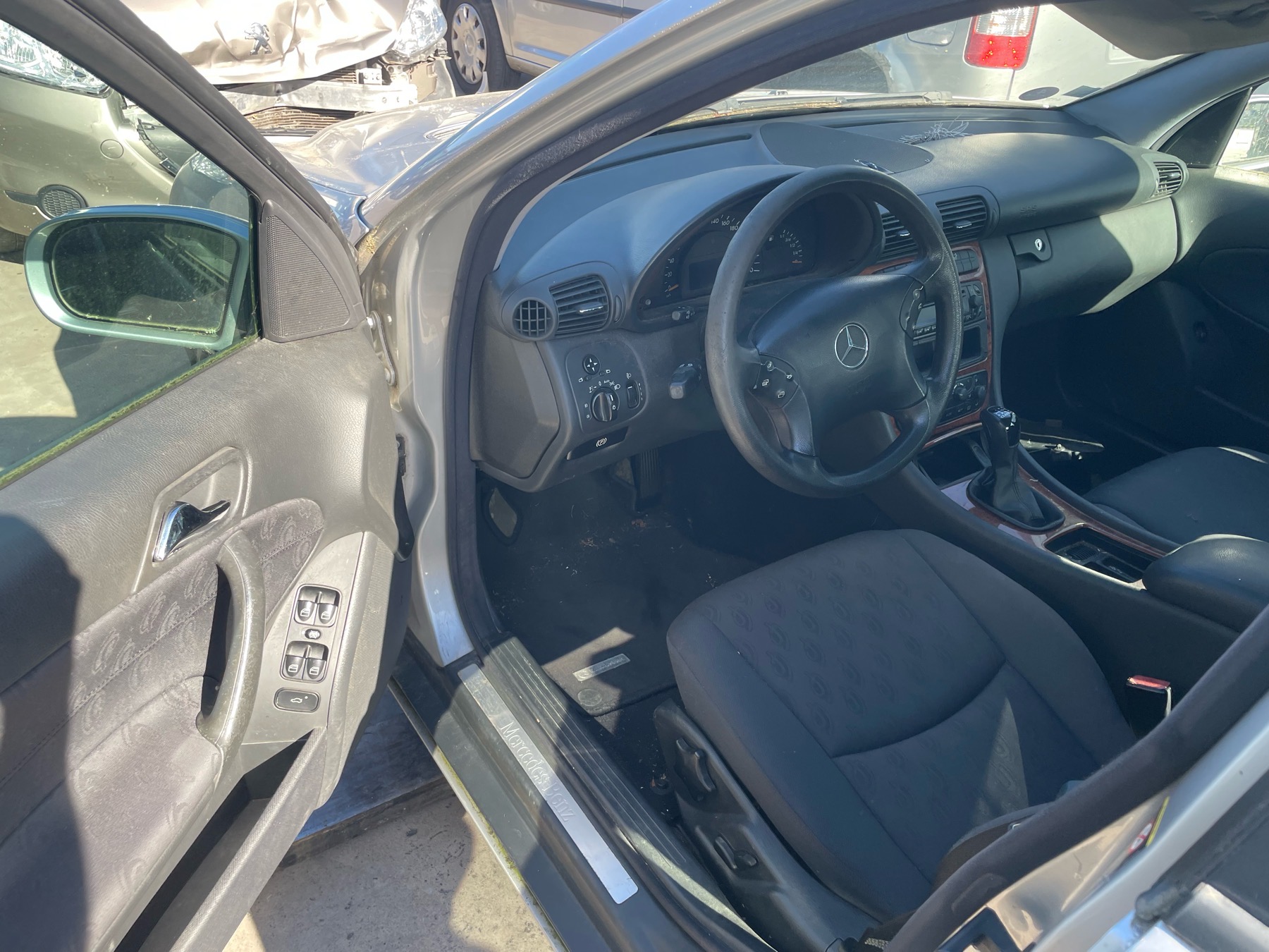 Image MERCEDES CLASSE C 203