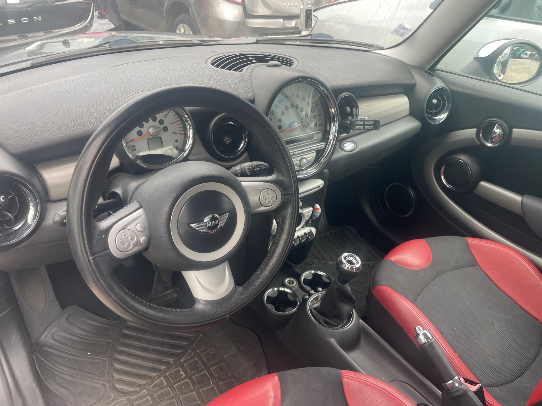 Image MINI MINI 2 R56