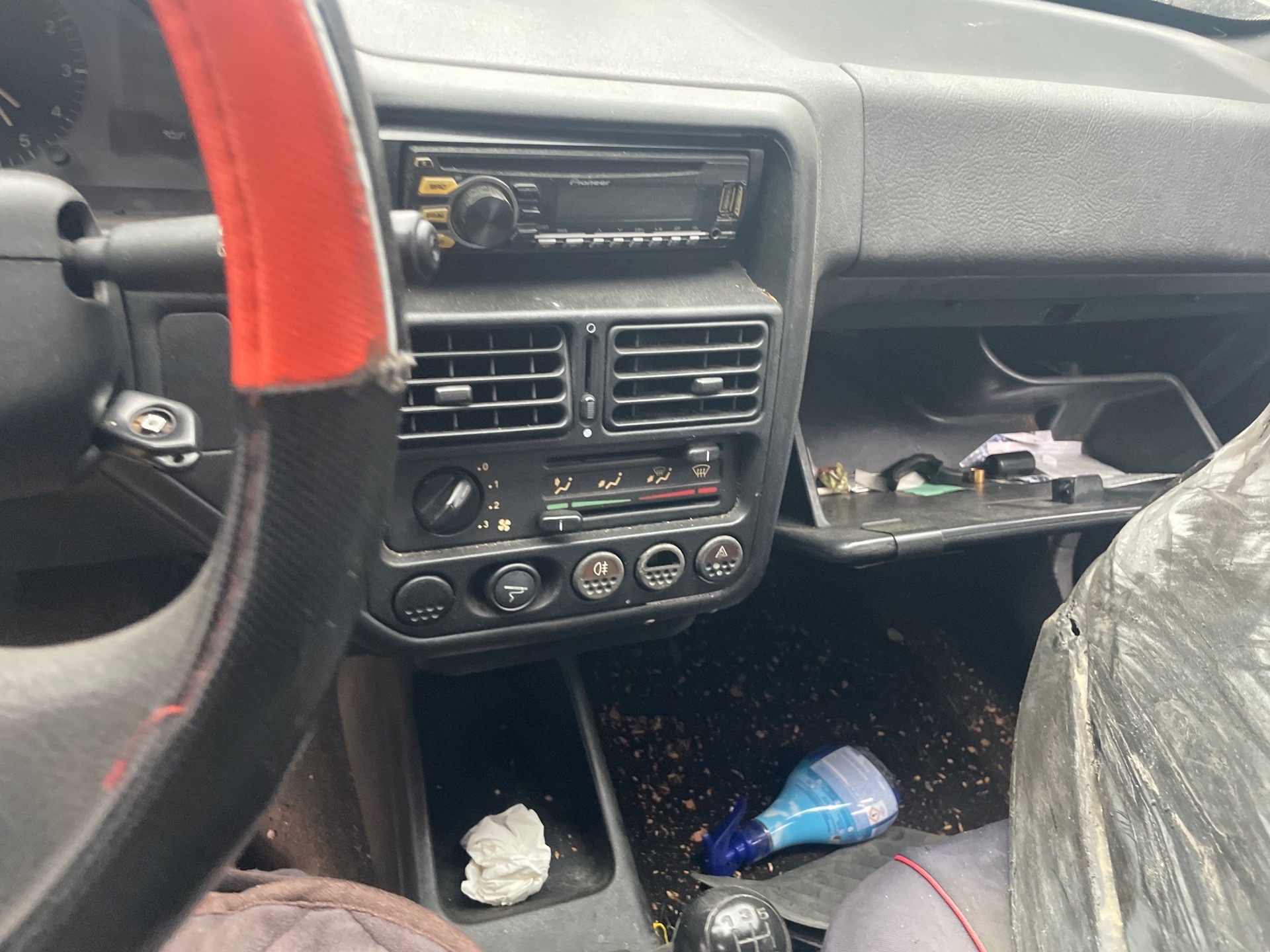 Image PEUGEOT 106