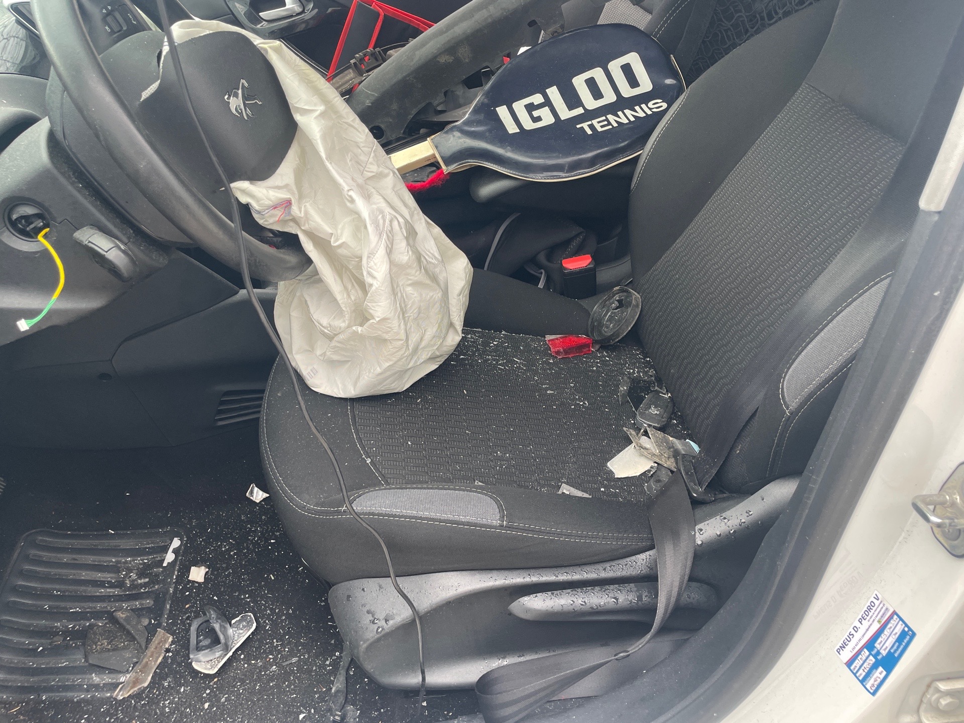 Image PEUGEOT 208 1