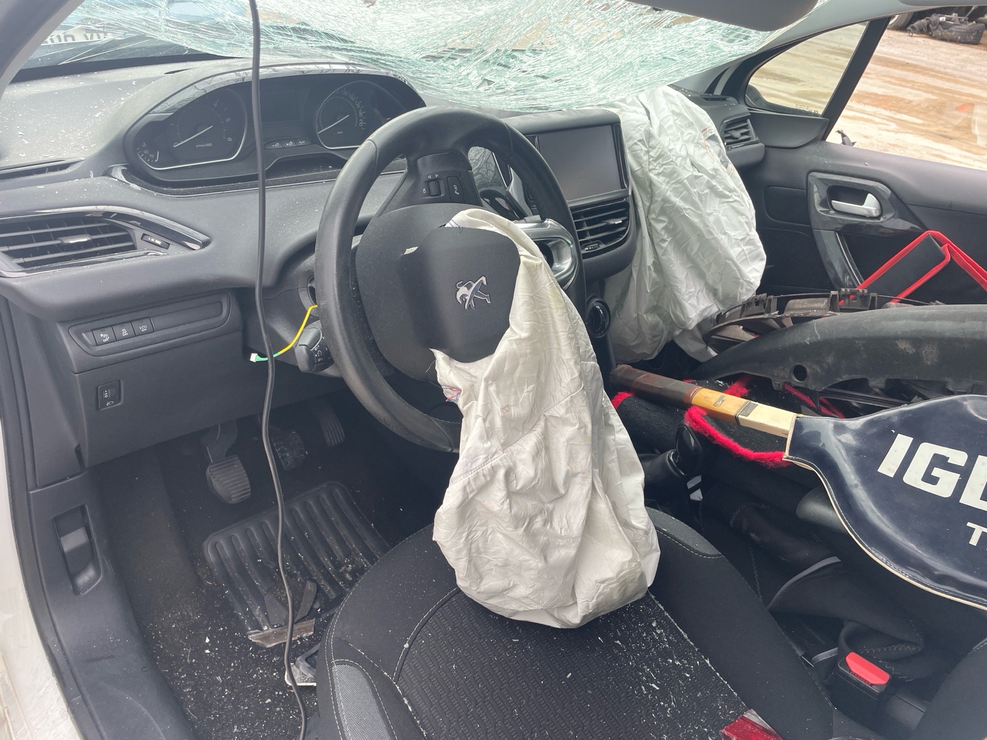 Image PEUGEOT 208 1