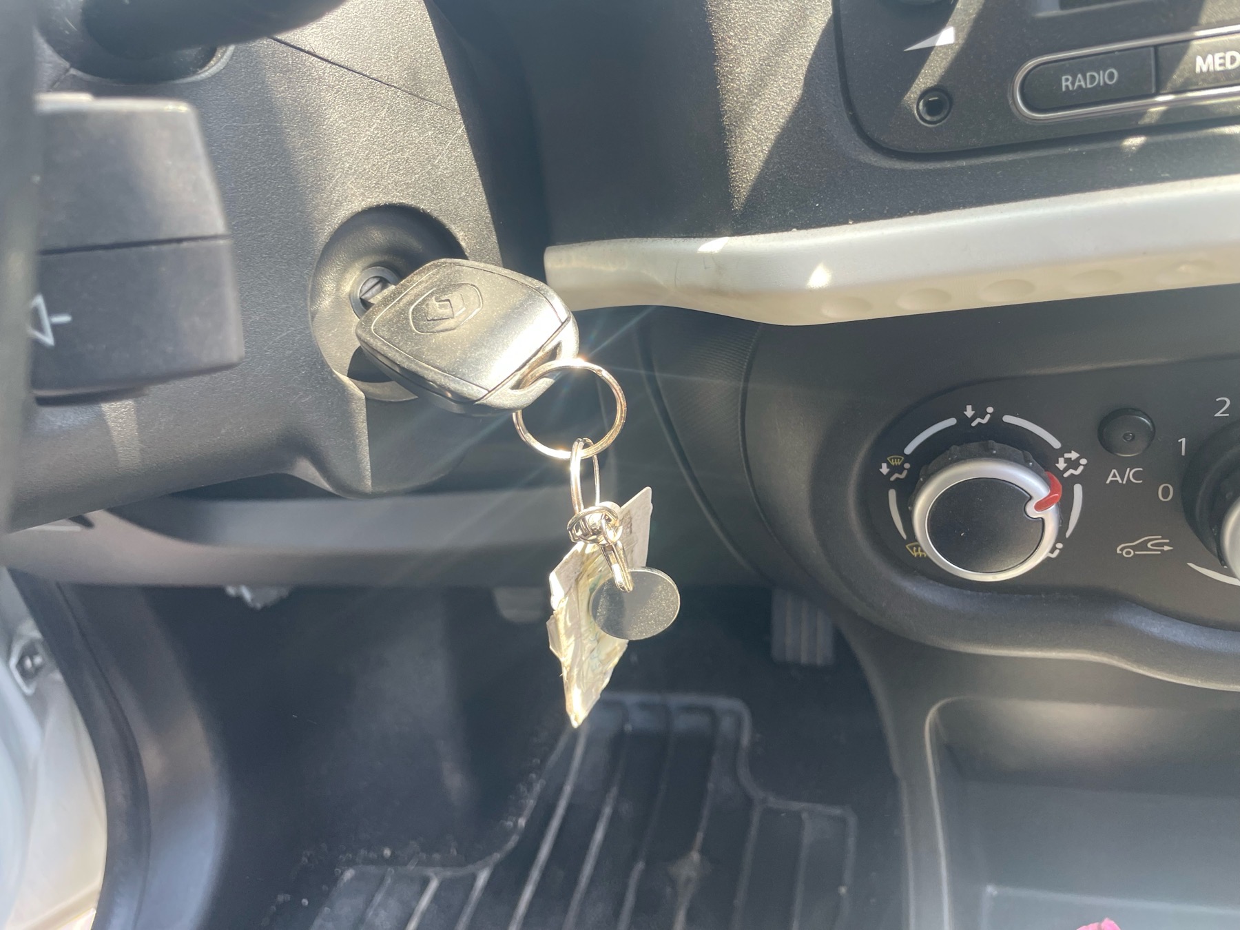 Image RENAULT TWINGO 3