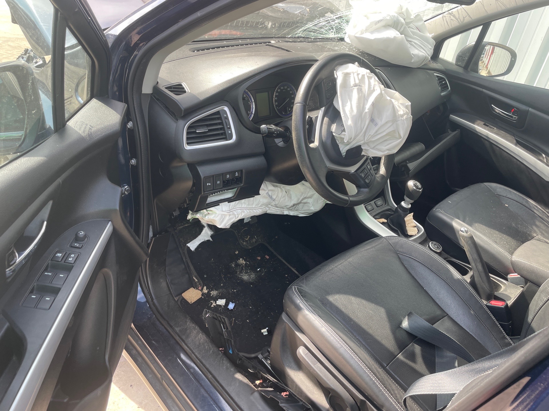 Image SUZUKI SX4 2 S-CROSS