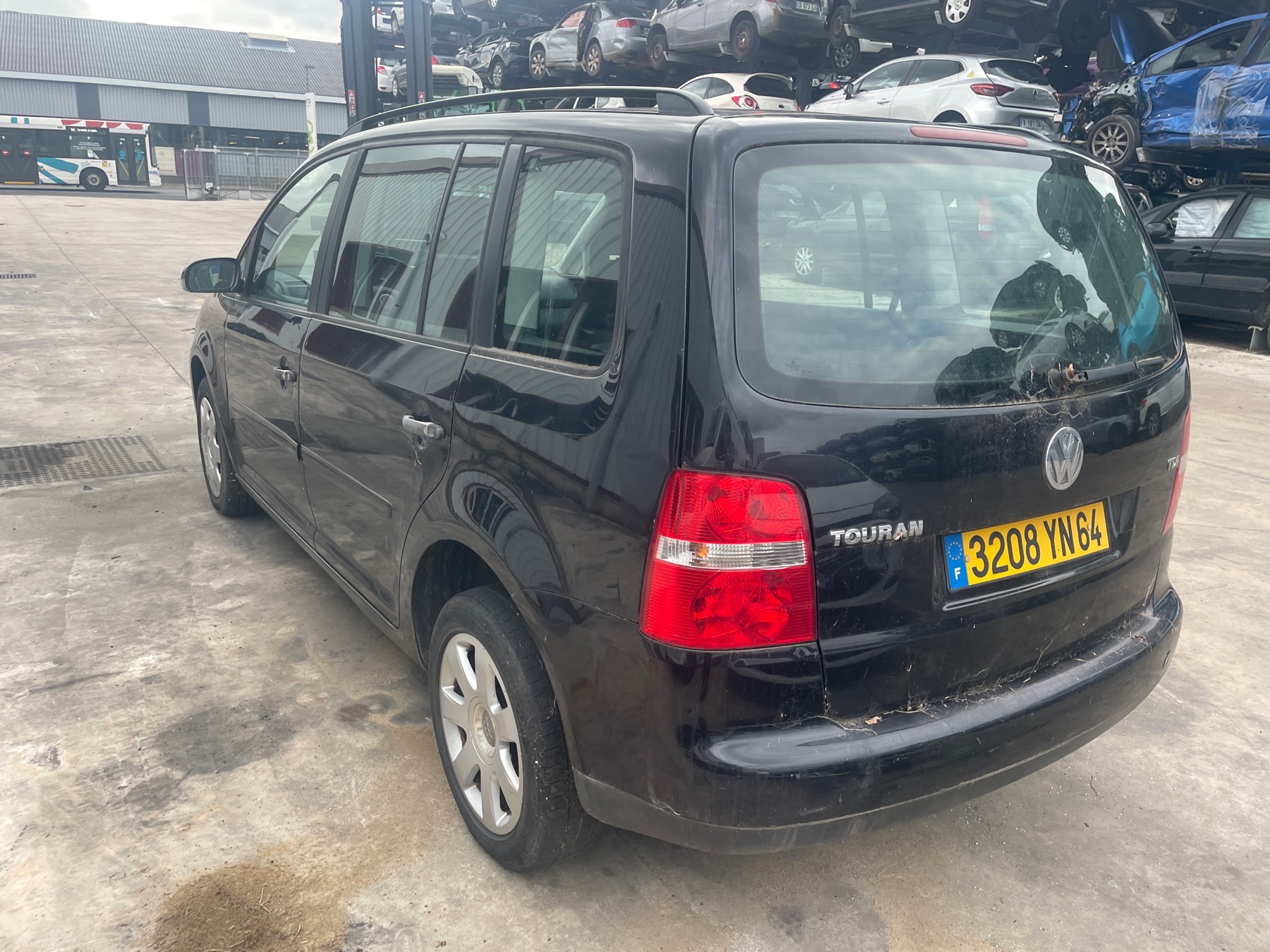 Image VOLKSWAGEN TOURAN 1