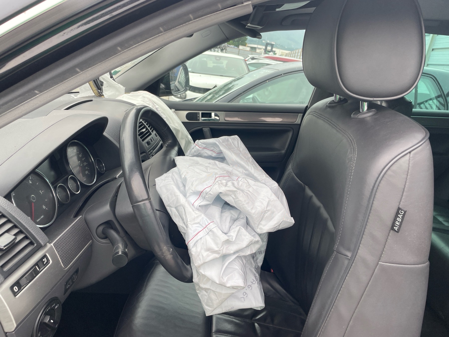 Image VOLKSWAGEN TOUAREG 1