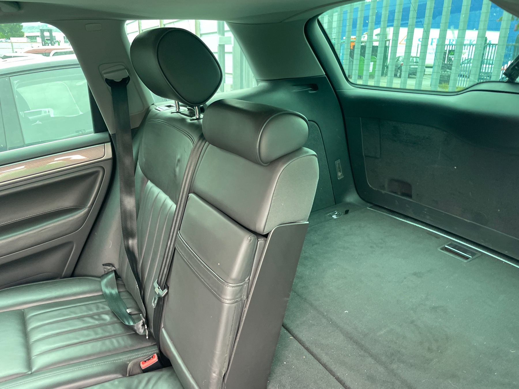 Image VOLKSWAGEN TOUAREG 1
