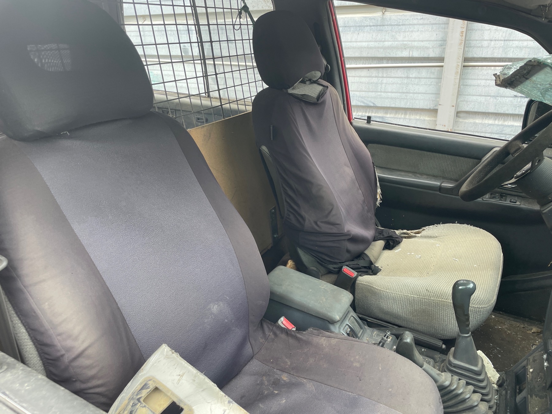Image MITSUBISHI PAJERO 2