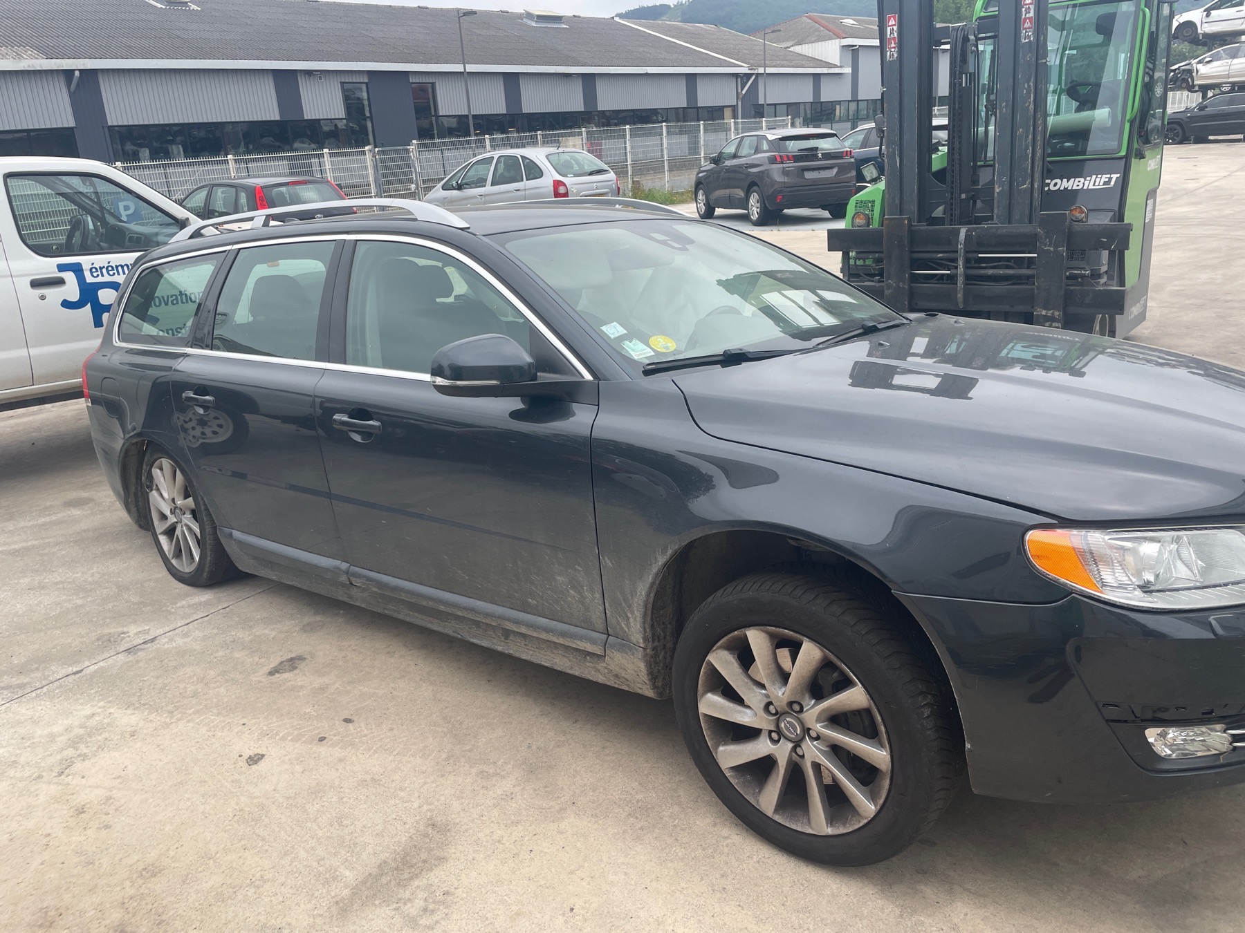 Image VOLVO V 70 2