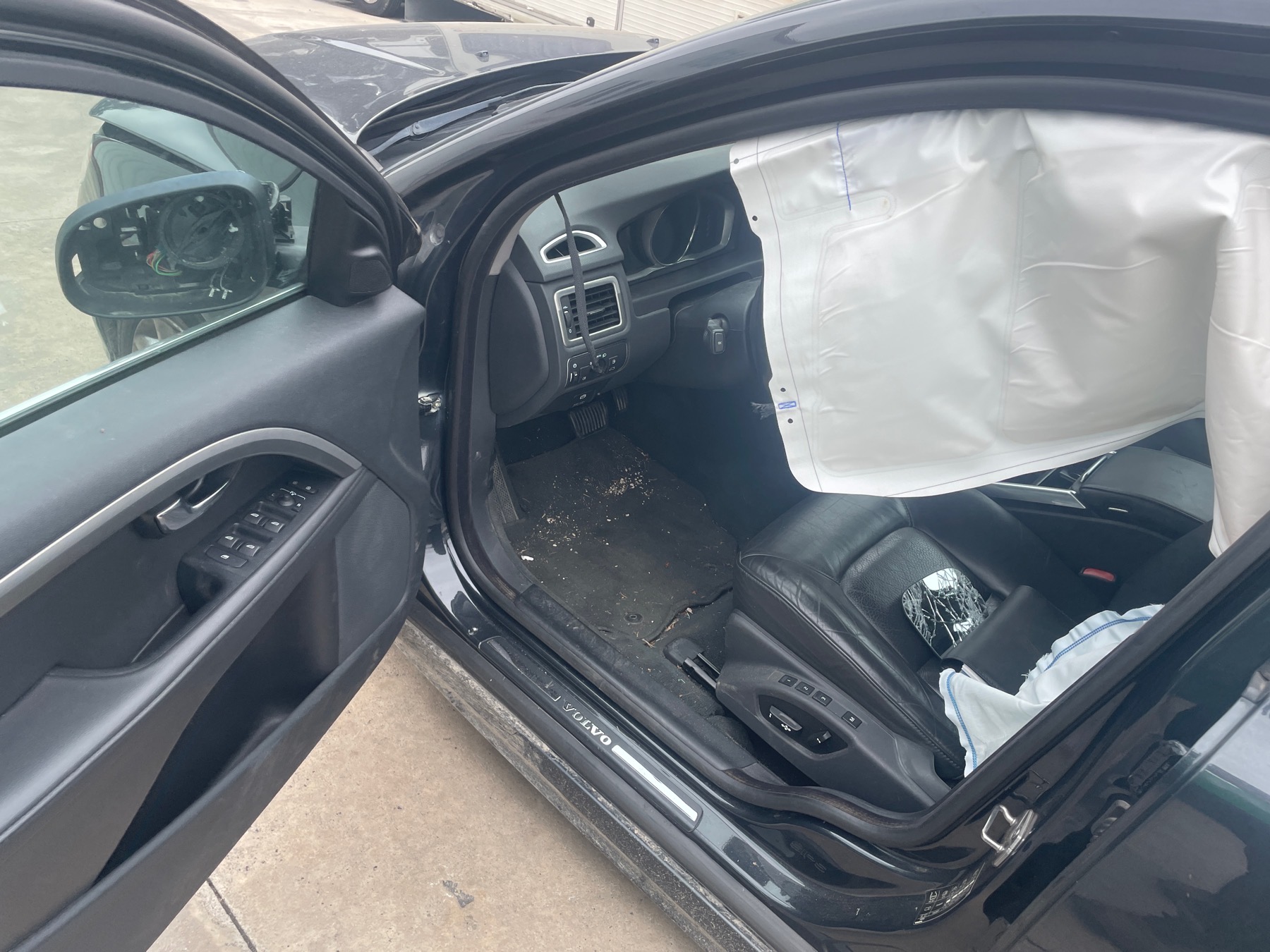 Image VOLVO V 70 2