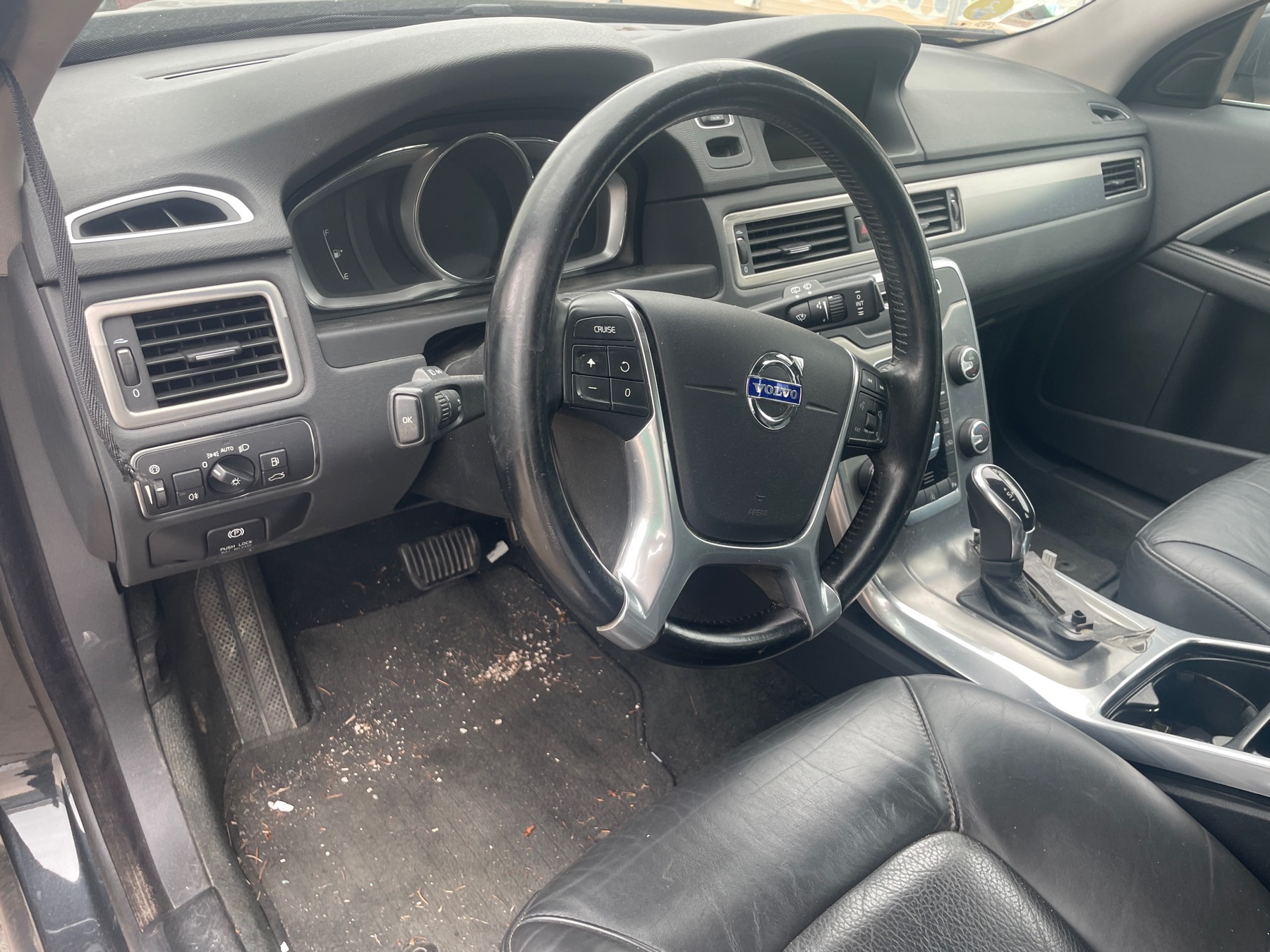 Image VOLVO V 70 2