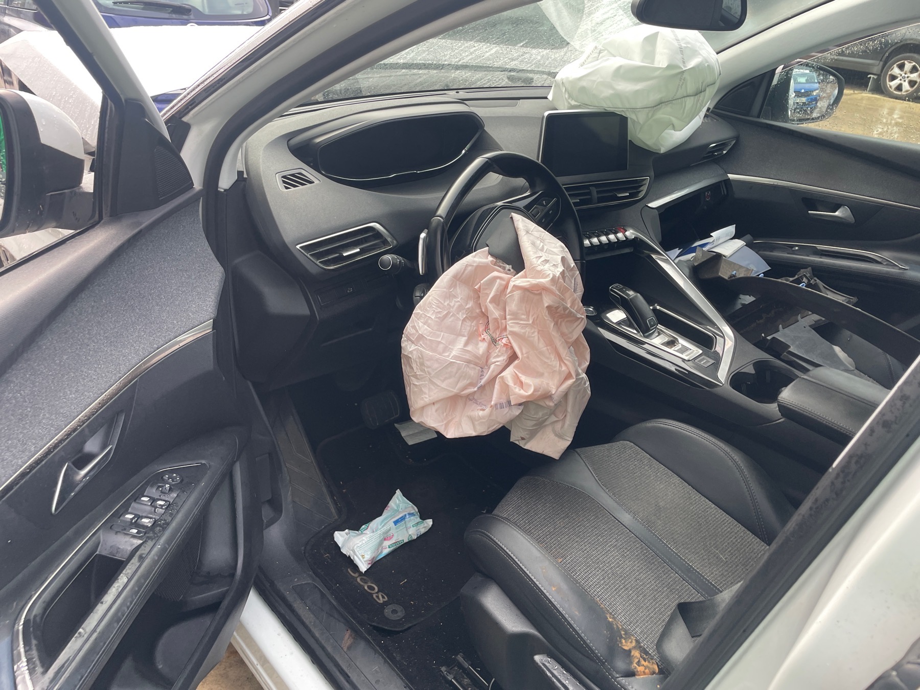 Image PEUGEOT 3008 2
