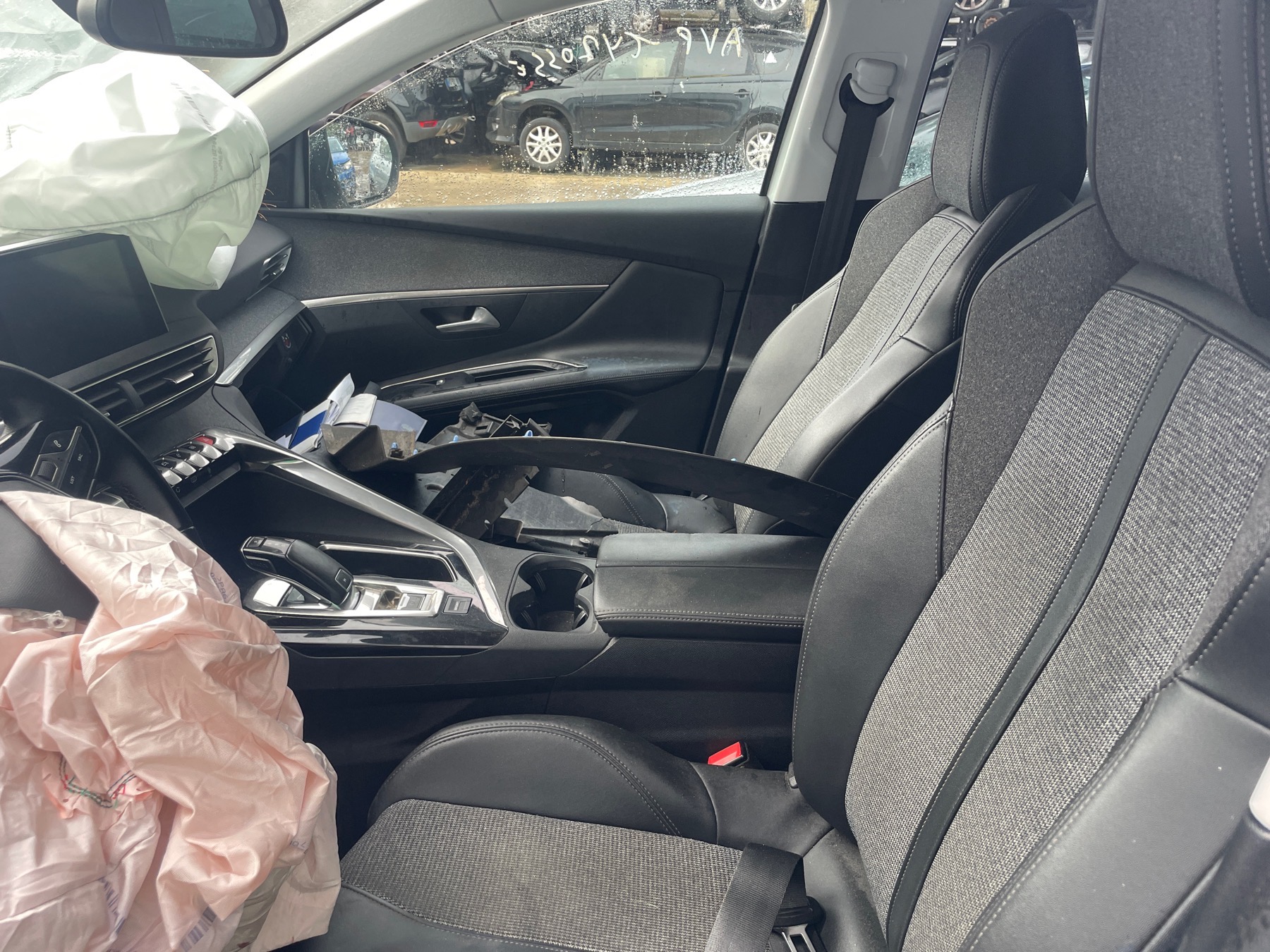 Image PEUGEOT 3008 2