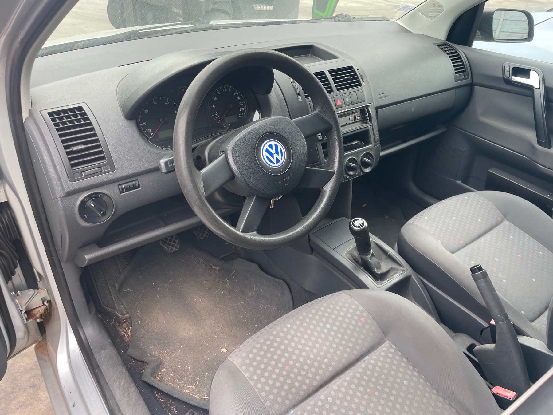 Image VOLKSWAGEN POLO 4