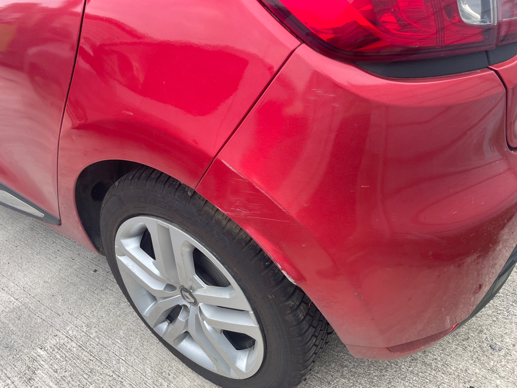 Image RENAULT CLIO 4