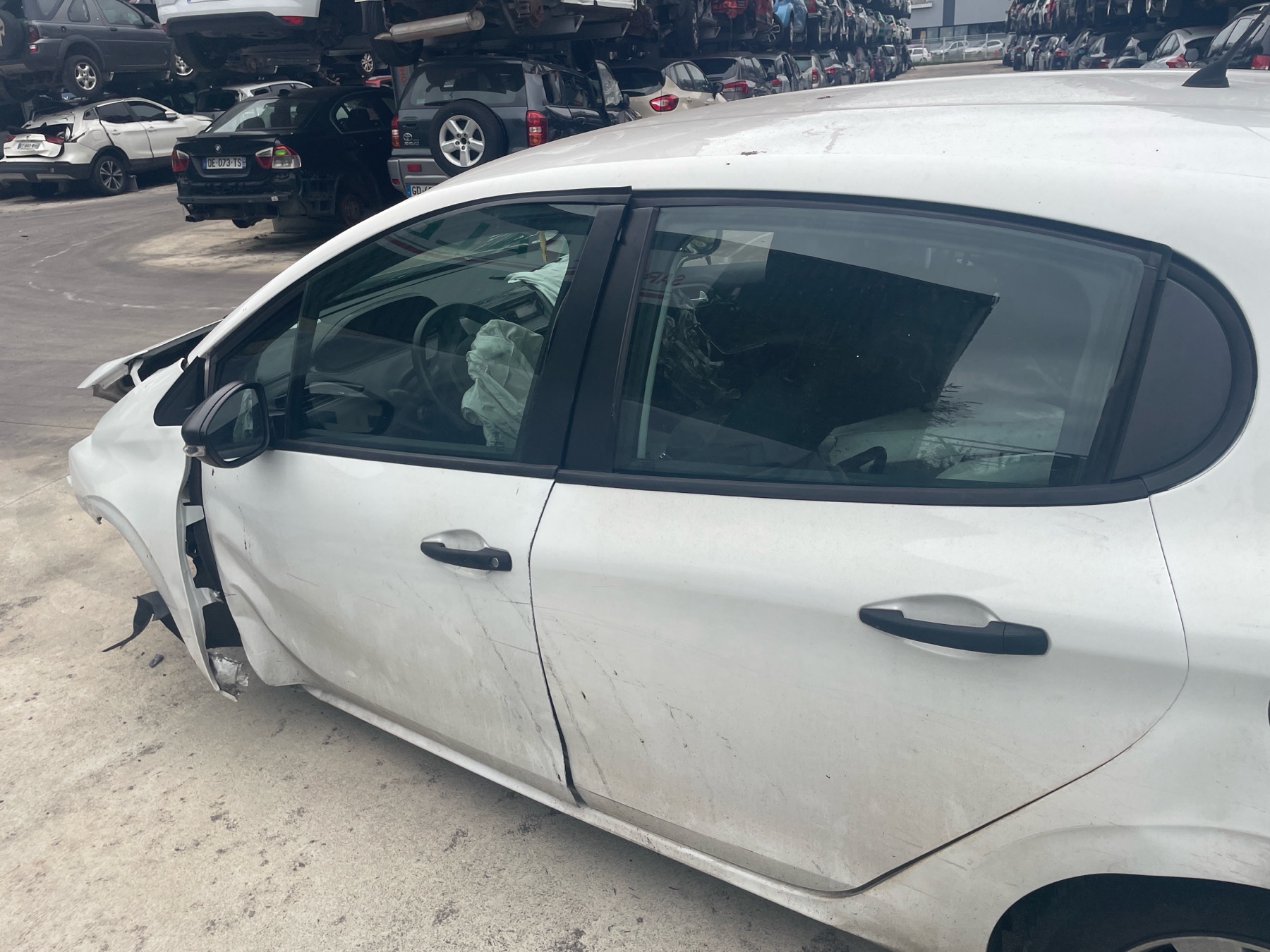 Image PEUGEOT 208 1