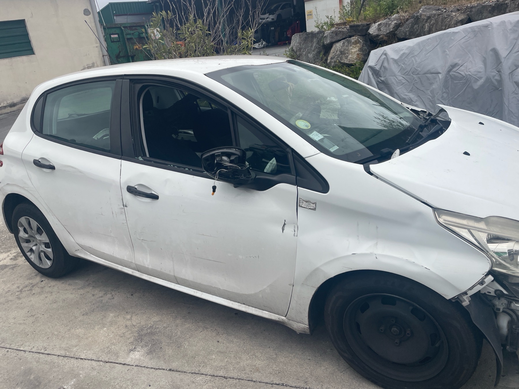 Image PEUGEOT 208 1