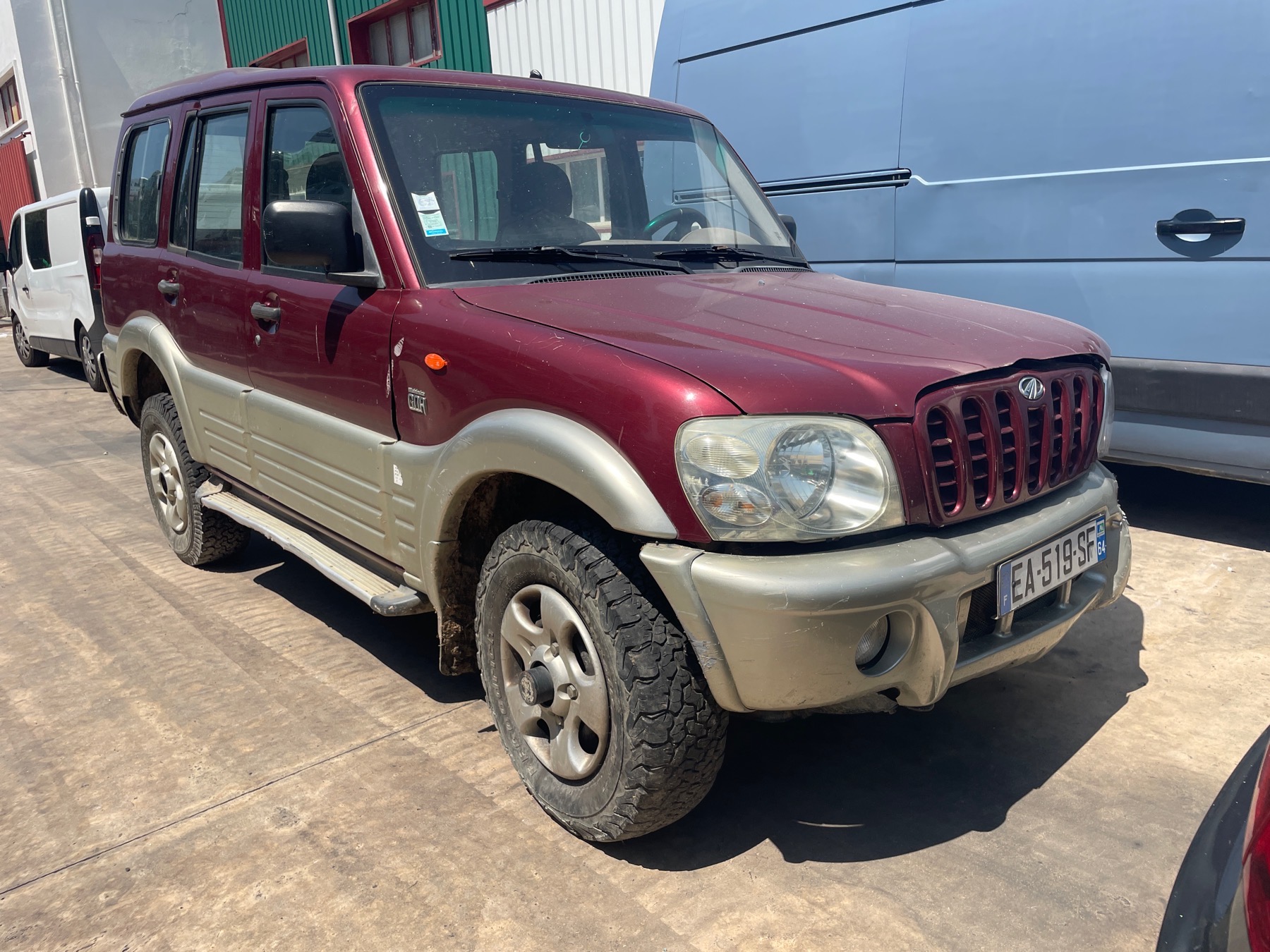 Image MAHINDRA 