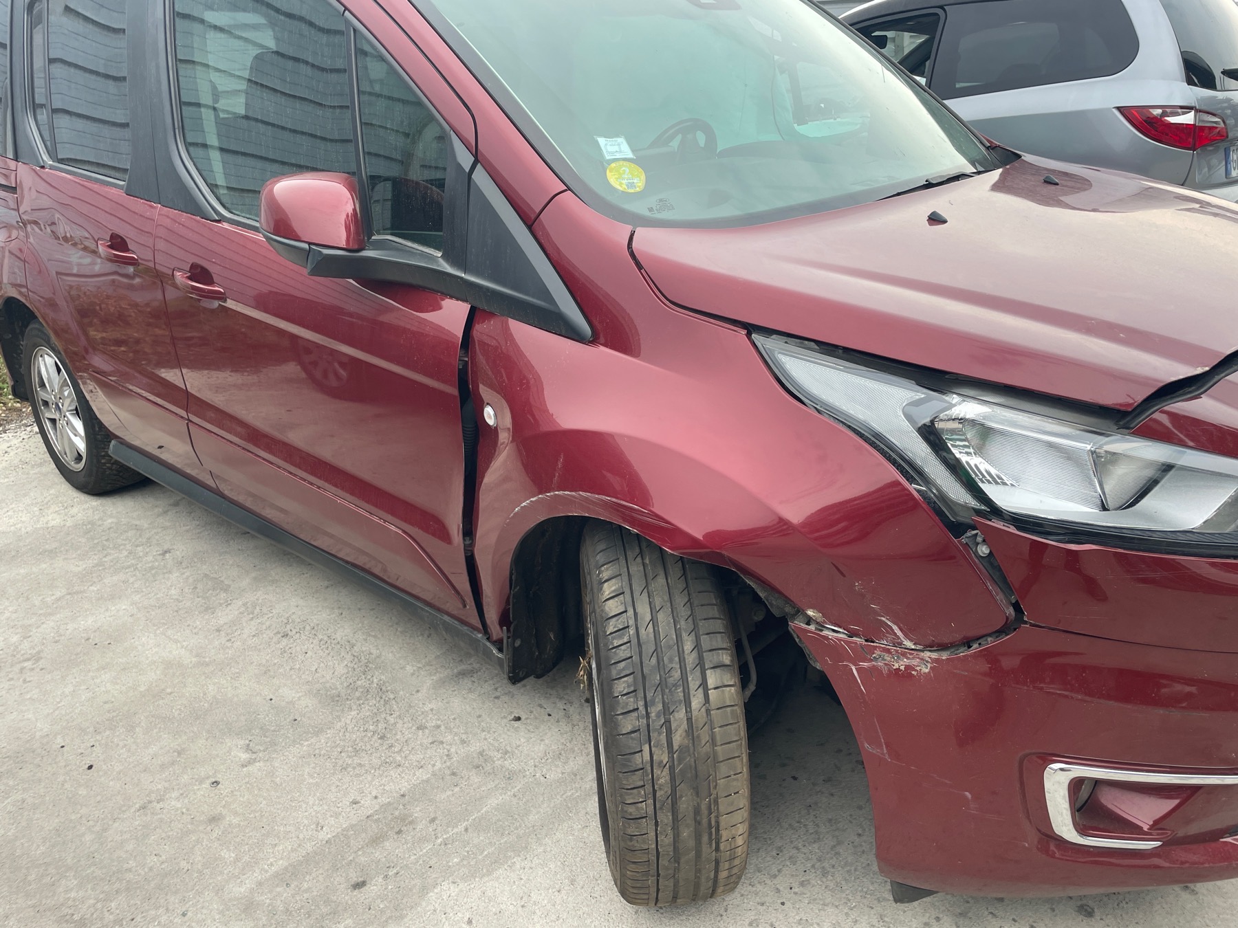 Image FORD TOURNEO CONNECT 2
