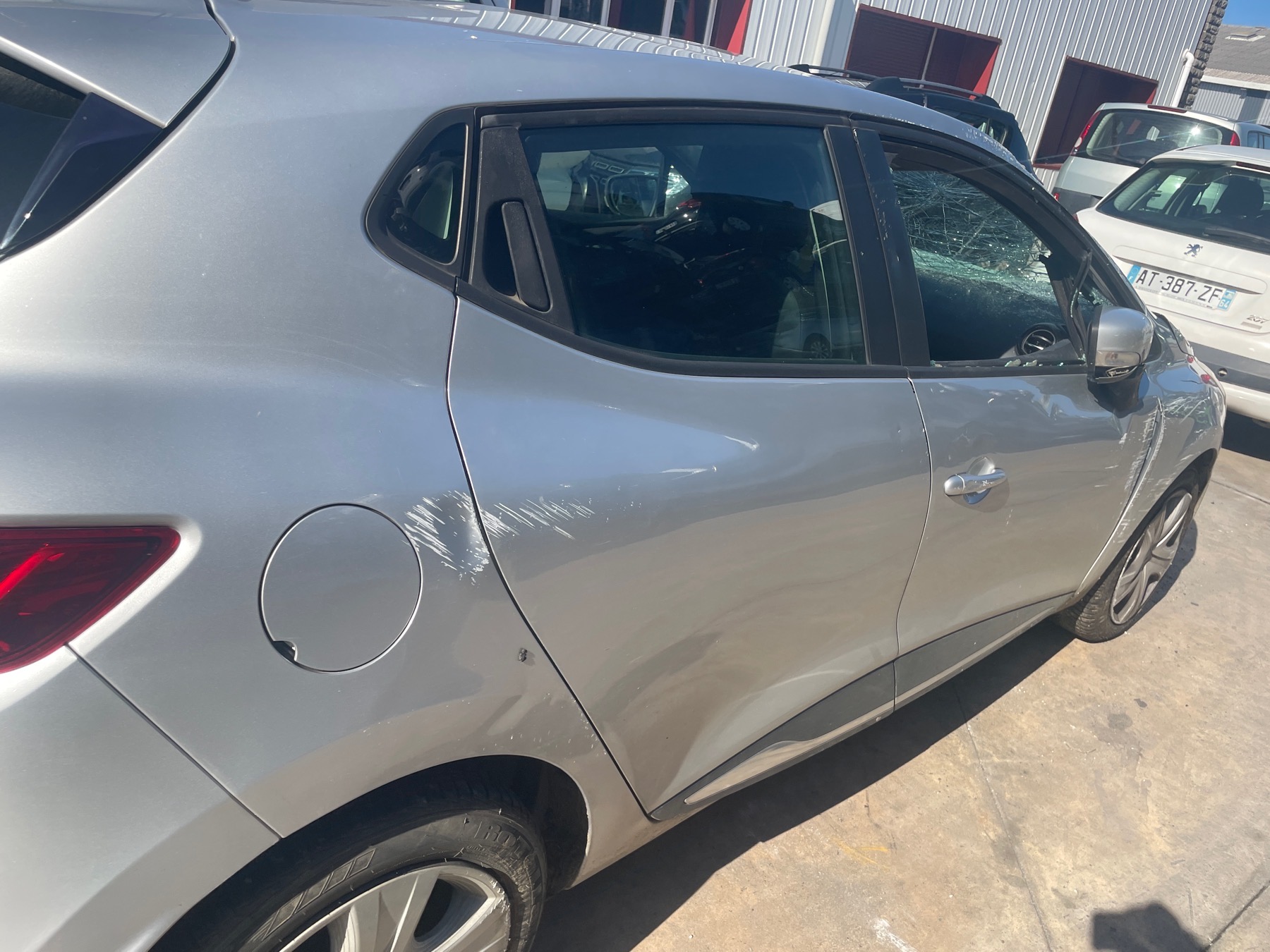 Image RENAULT CLIO 4