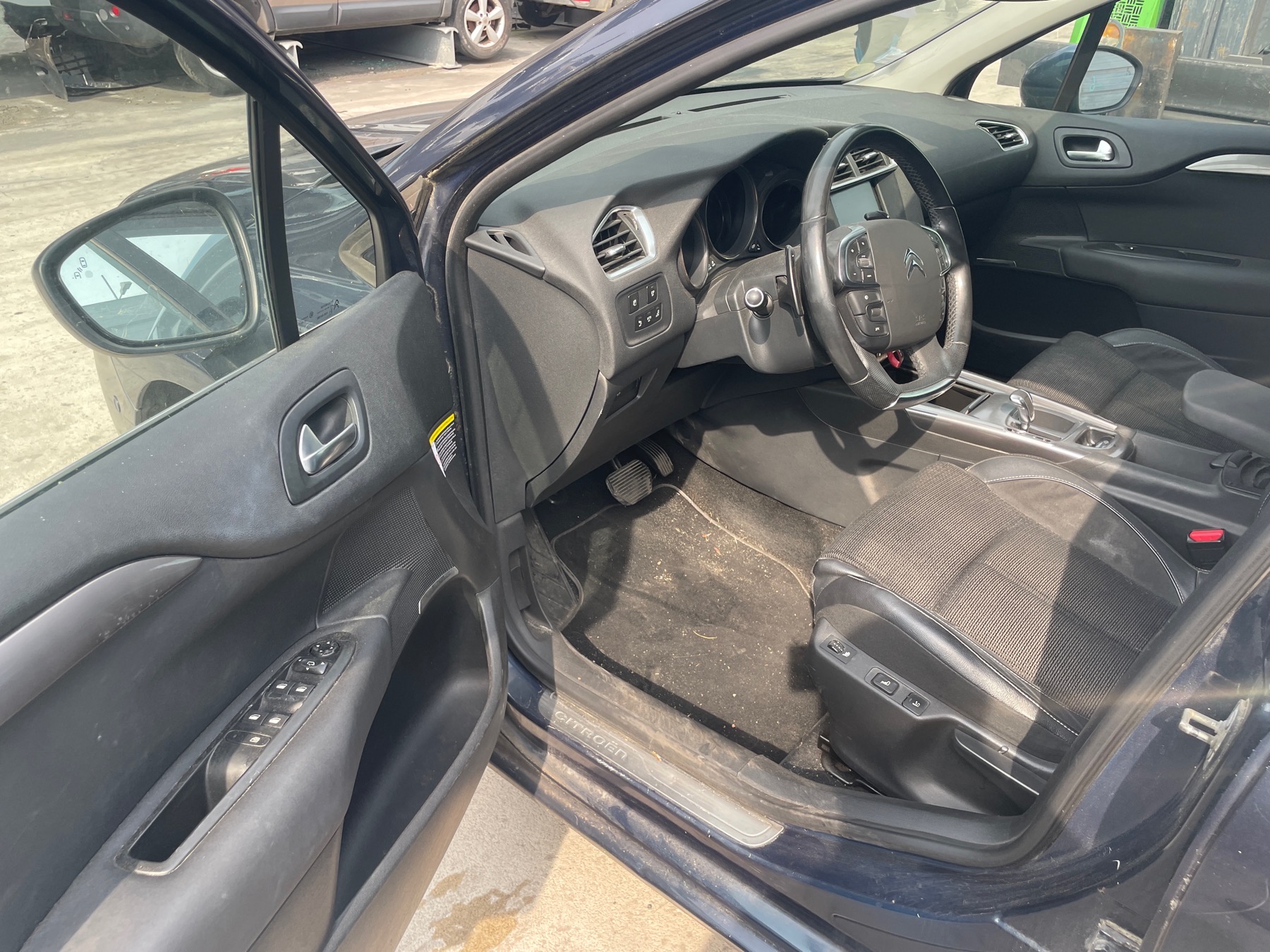 Image CITROEN C4 2