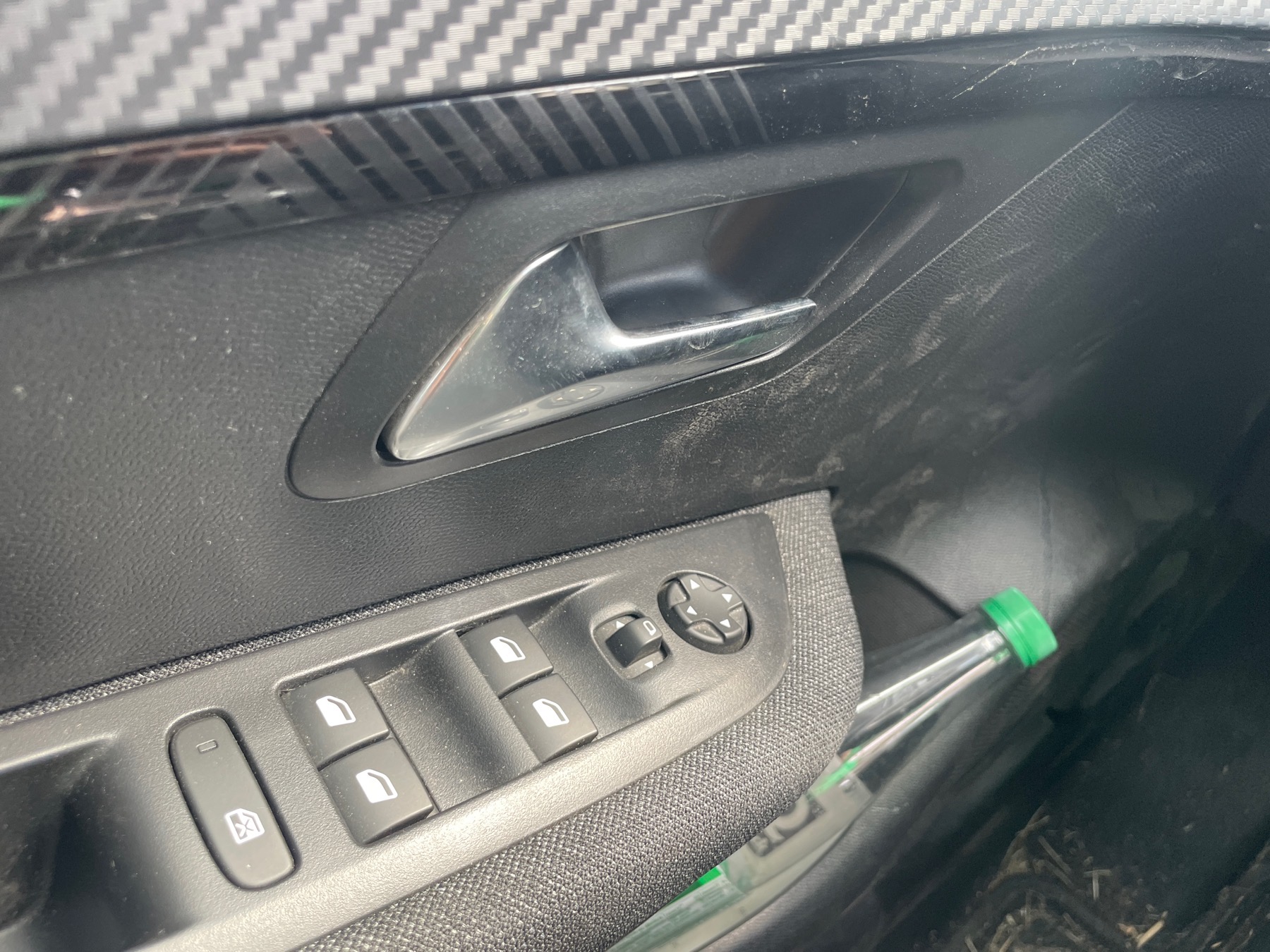 Image PEUGEOT 208 2