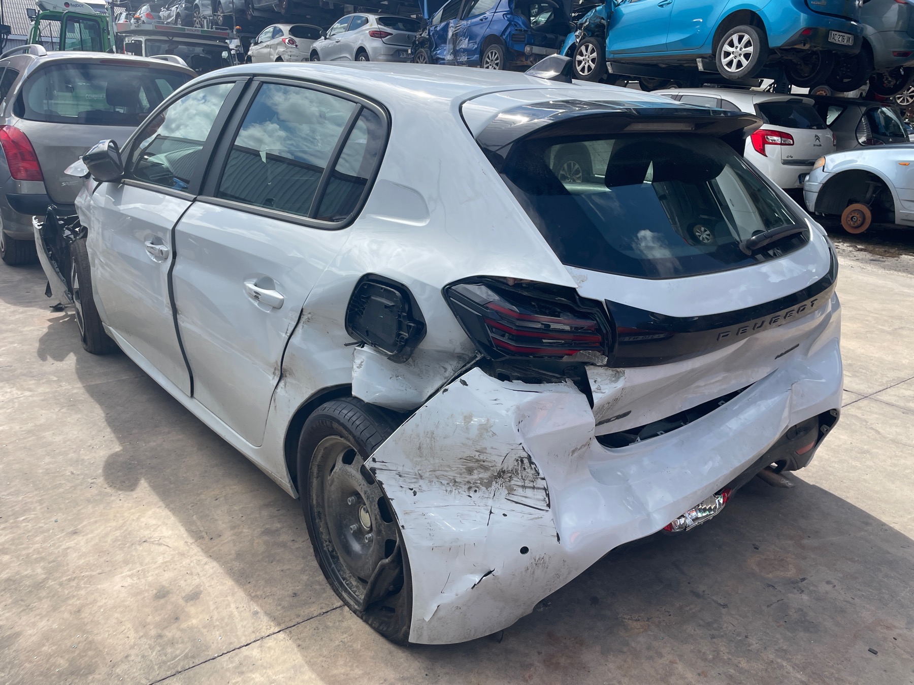Image PEUGEOT 208 2