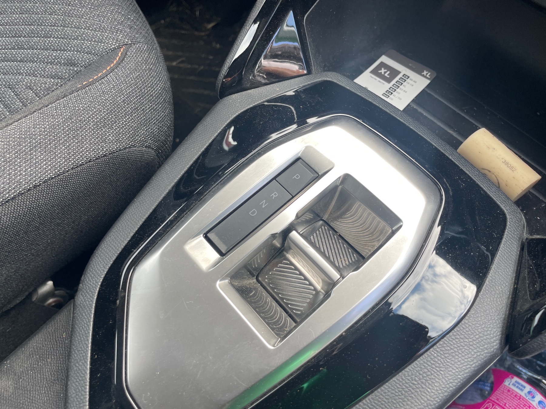 Image PEUGEOT 208 2