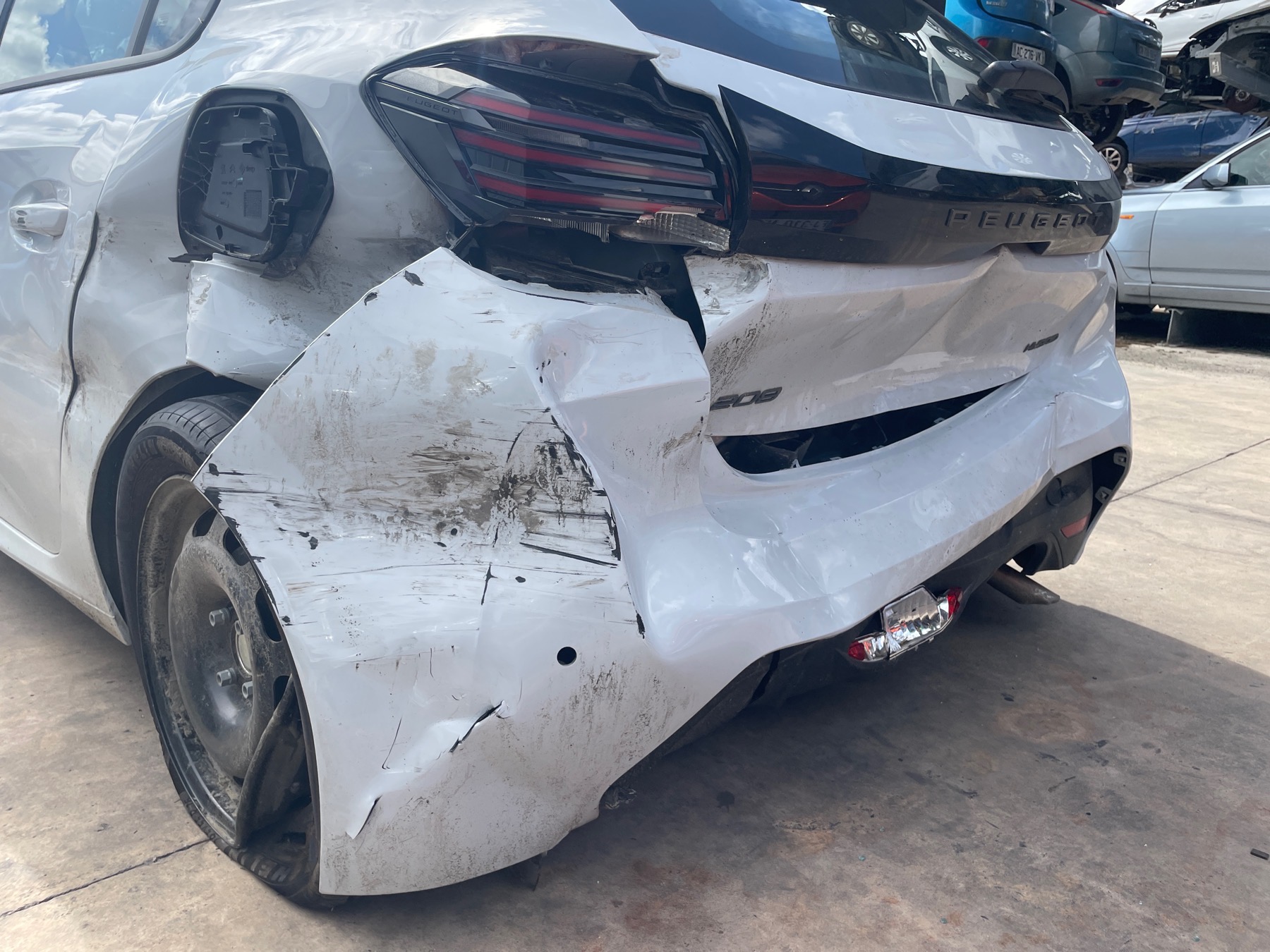 Image PEUGEOT 208 2