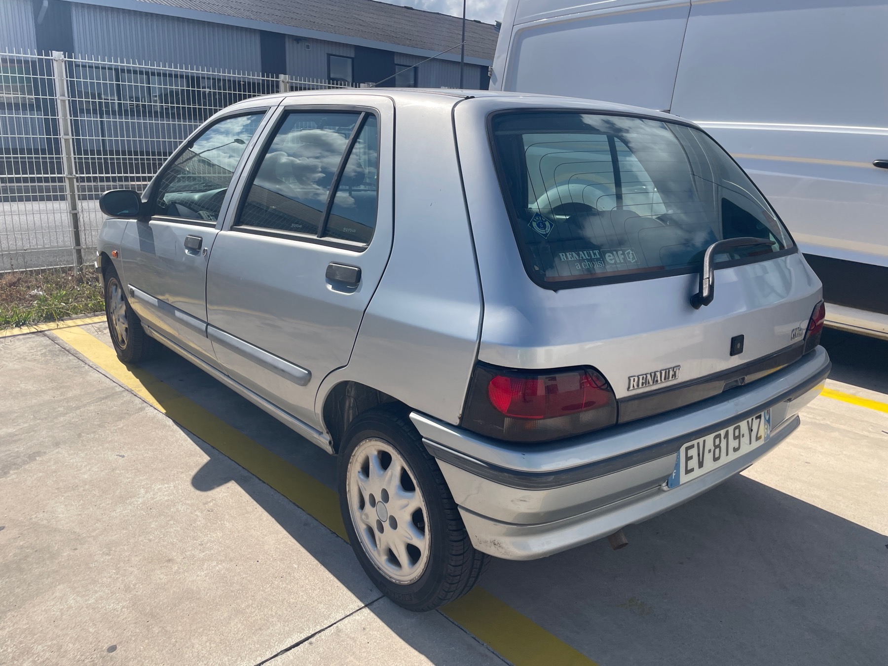 Image RENAULT CLIO 1