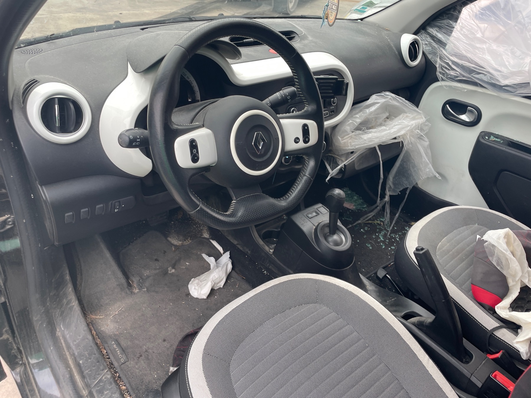 Image RENAULT TWINGO 3