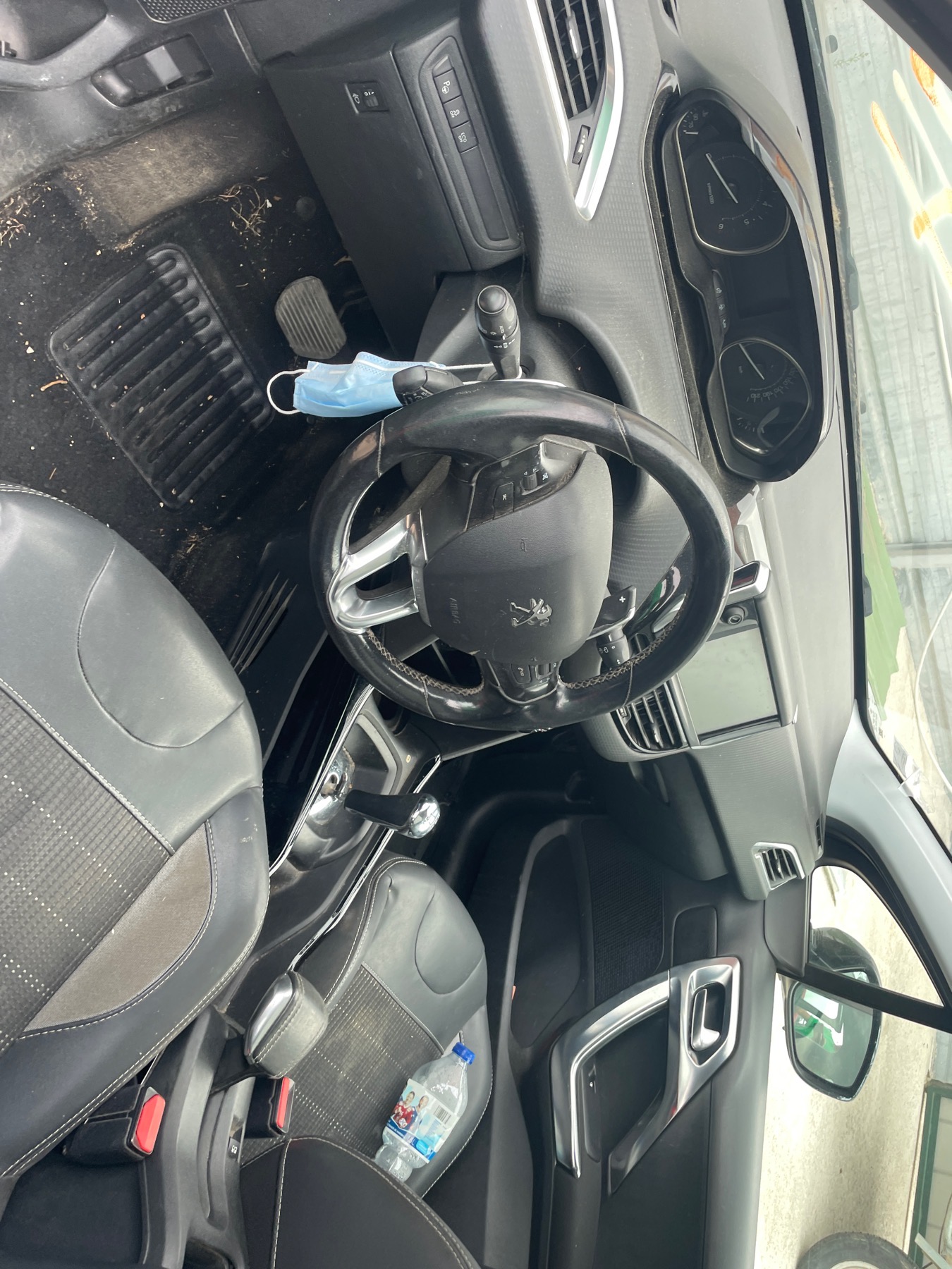 Image PEUGEOT 2008 1