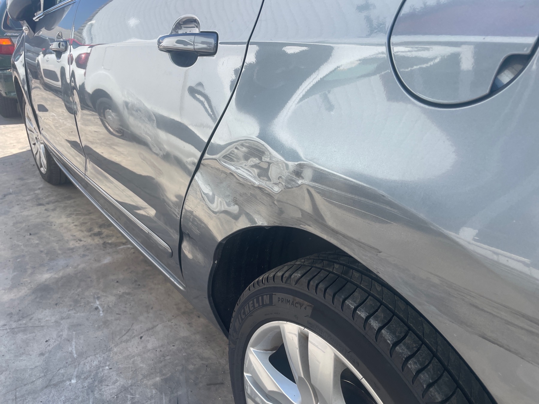 Image PEUGEOT 5008 1