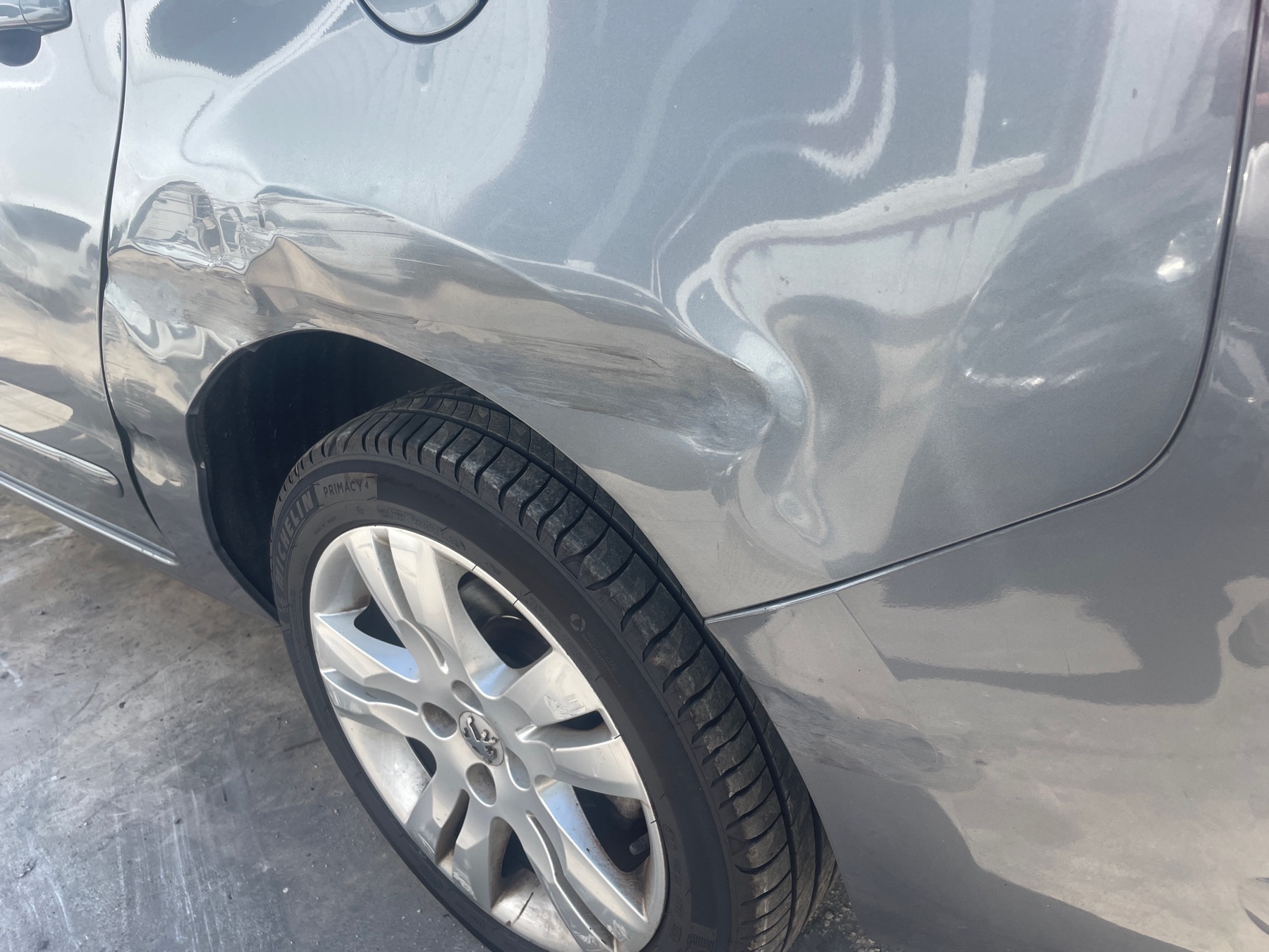 Image PEUGEOT 5008 1