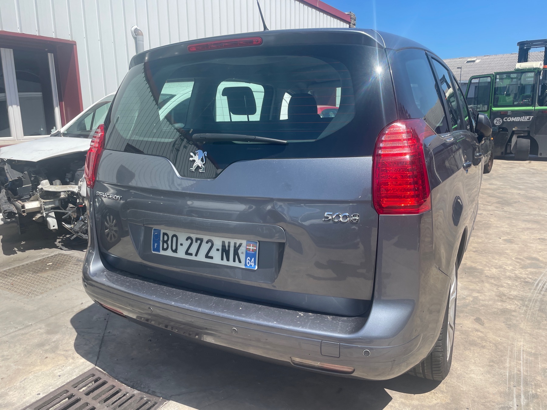 Image PEUGEOT 5008 1