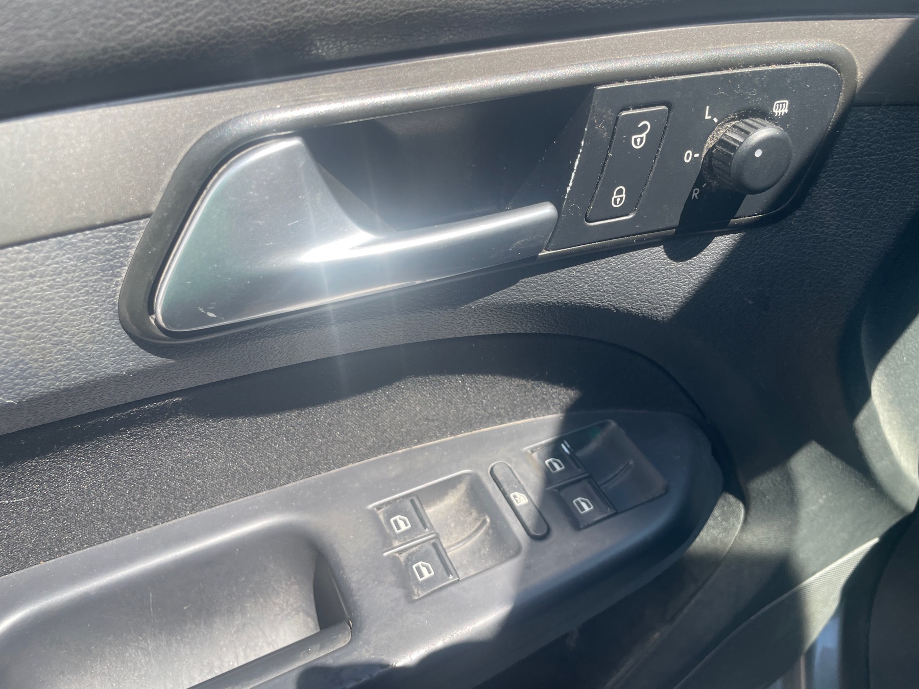 Image VOLKSWAGEN TOURAN 1