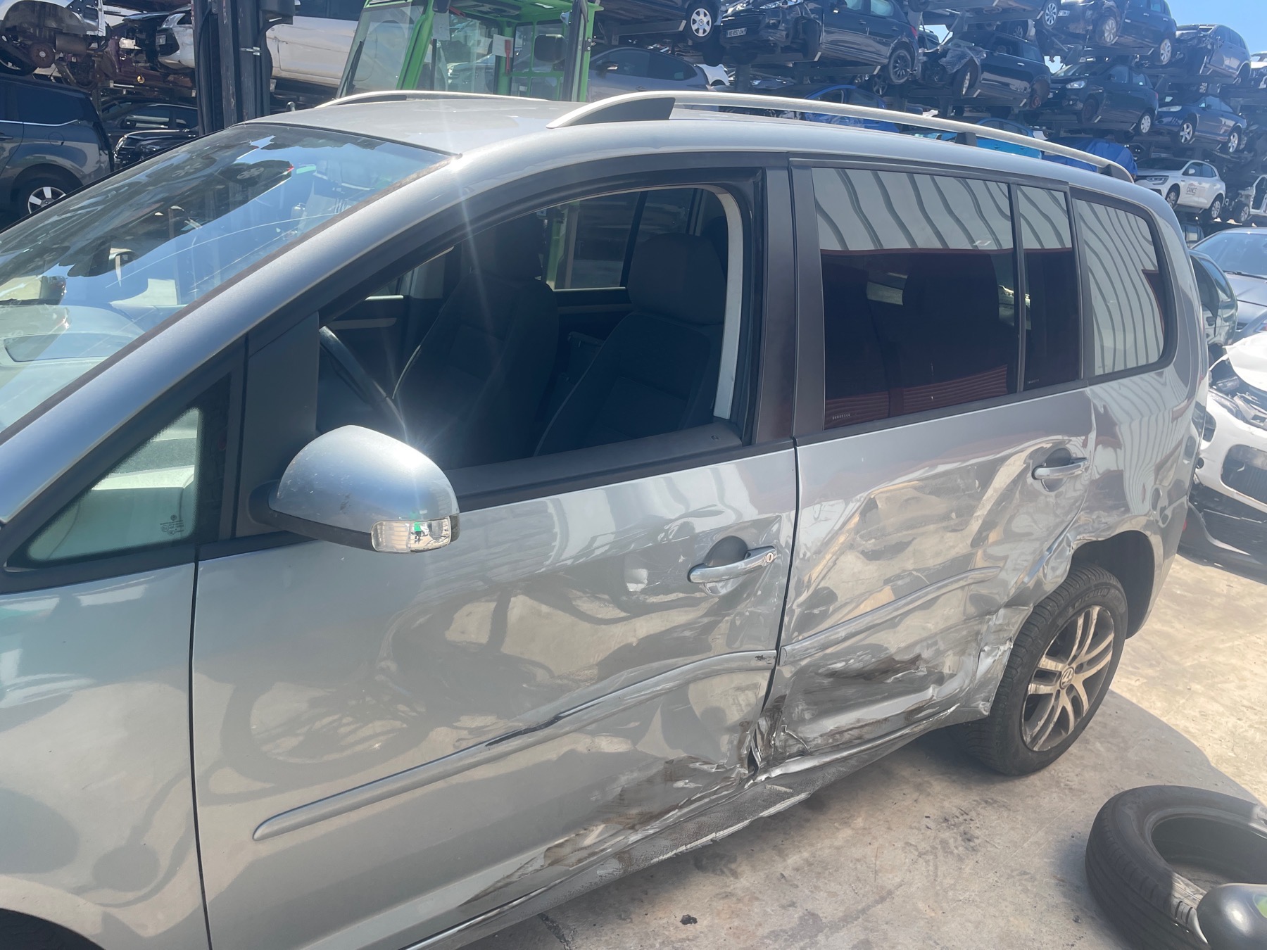 Image VOLKSWAGEN TOURAN 1