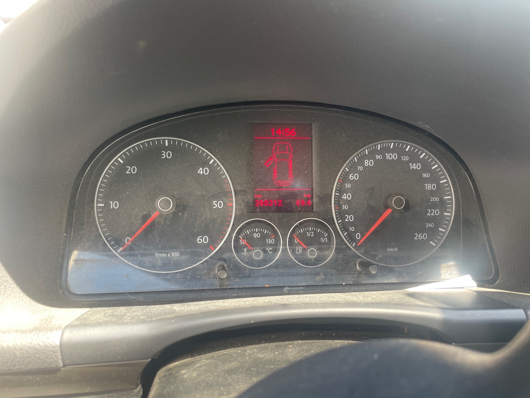 Image VOLKSWAGEN TOURAN 1