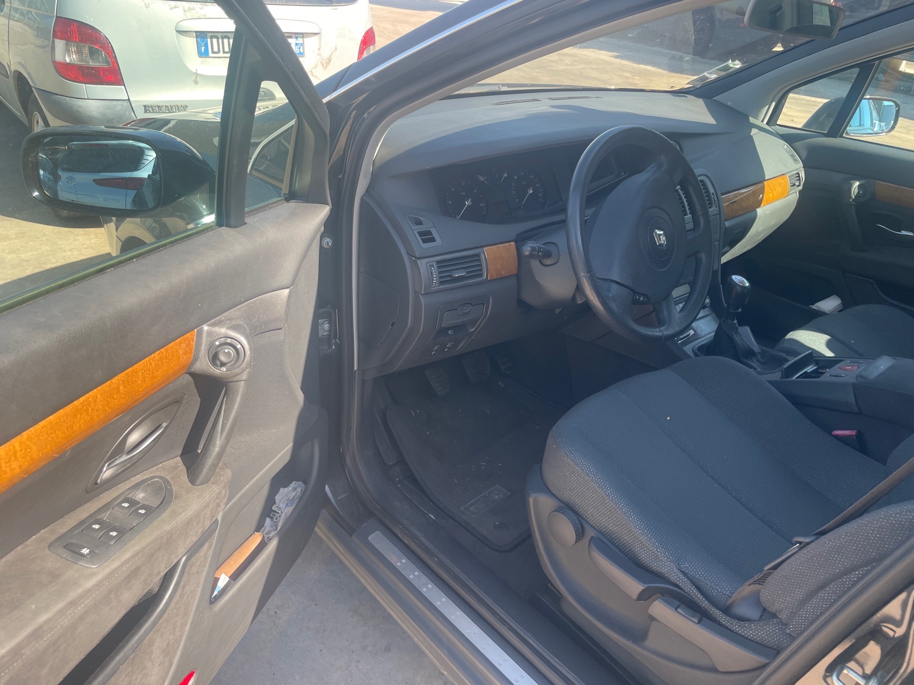 Image RENAULT VEL SATIS