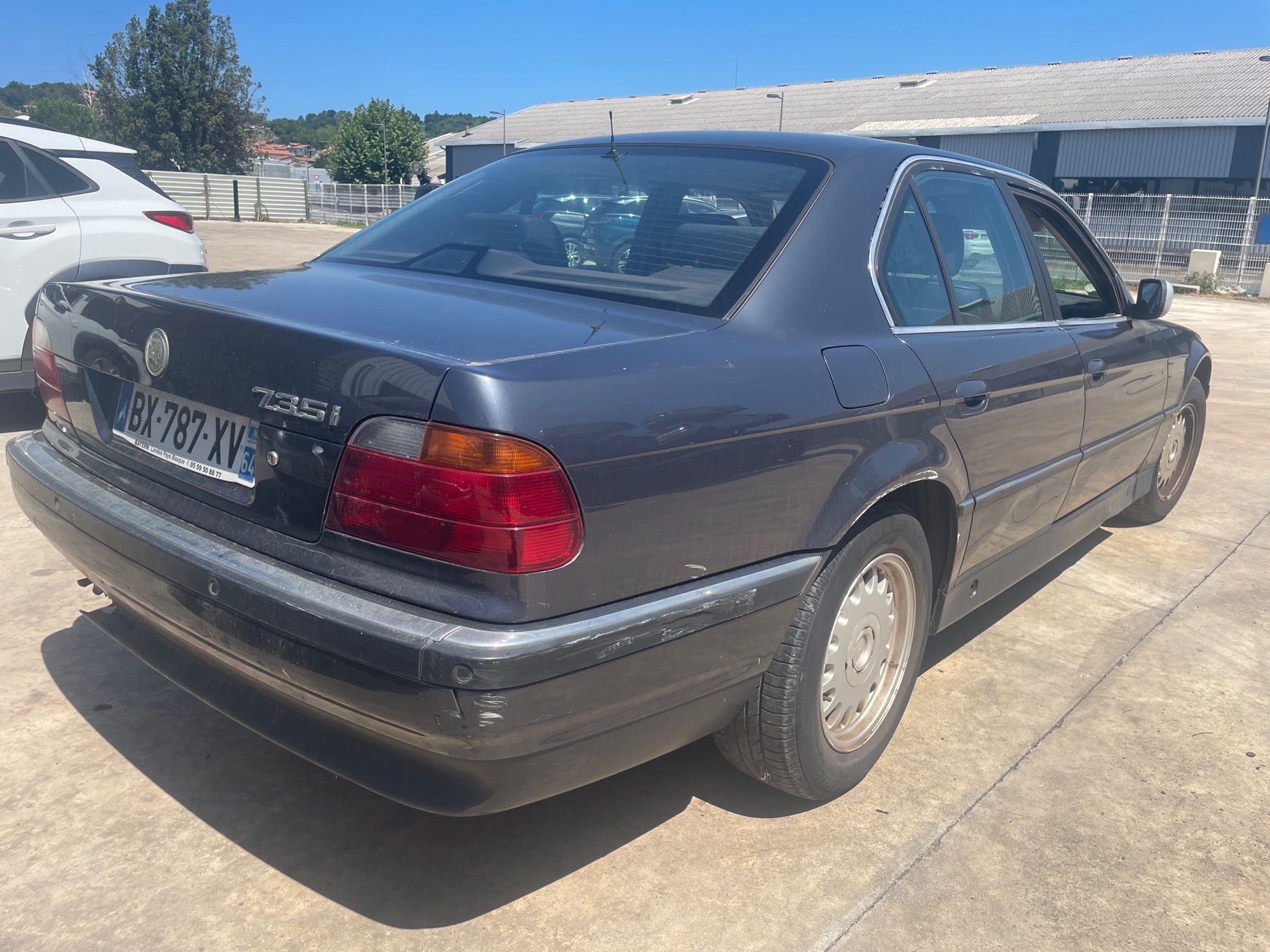 Image BMW SERIE 7 E38