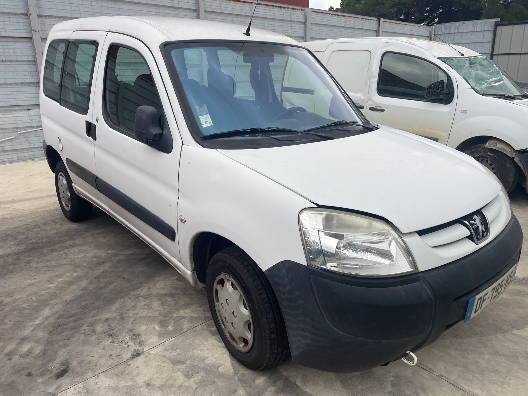 Image PEUGEOT PARTNER 1