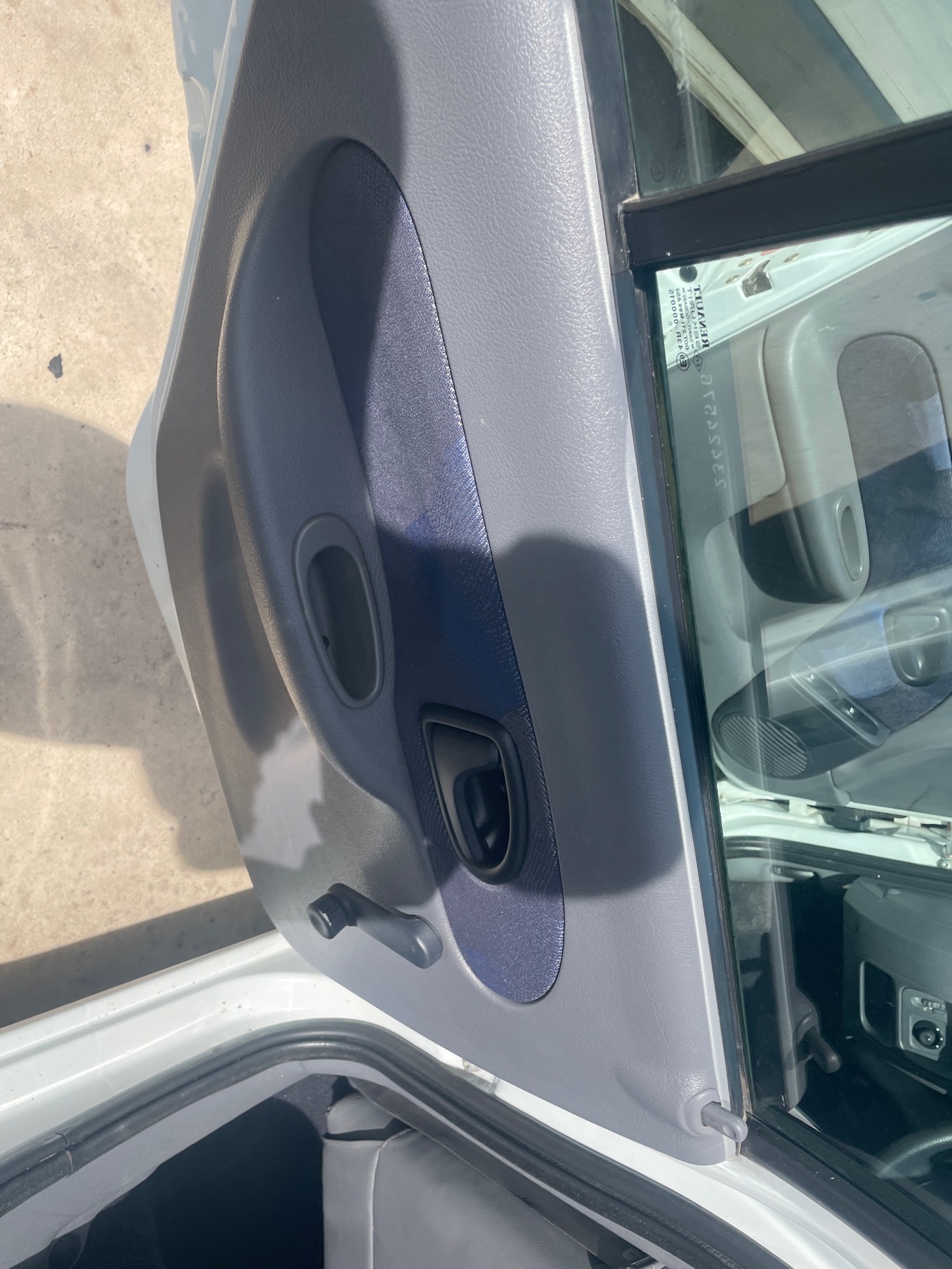 Image RENAULT CLIO 2